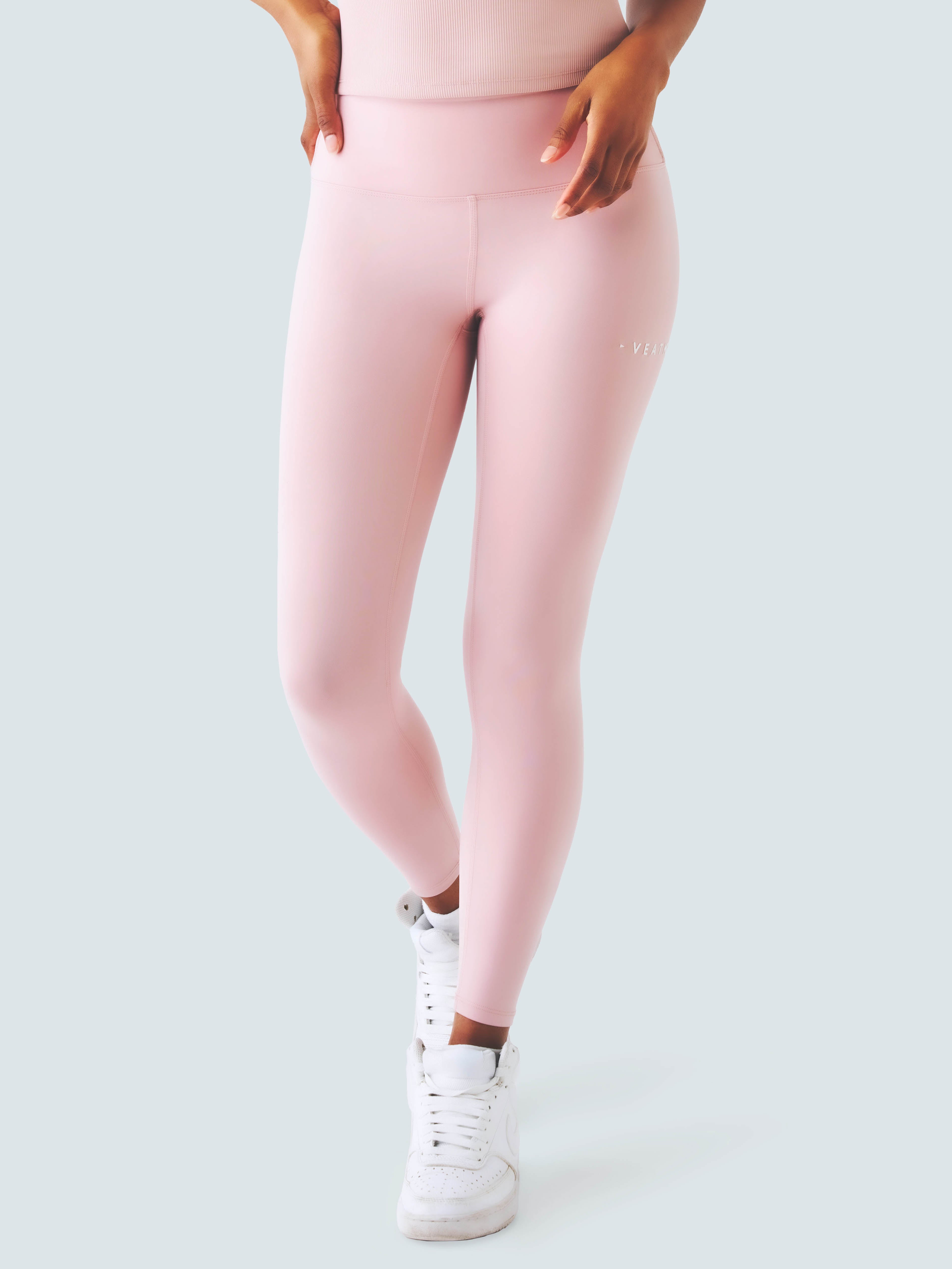 モデル身長:160cm 着用サイズ:S