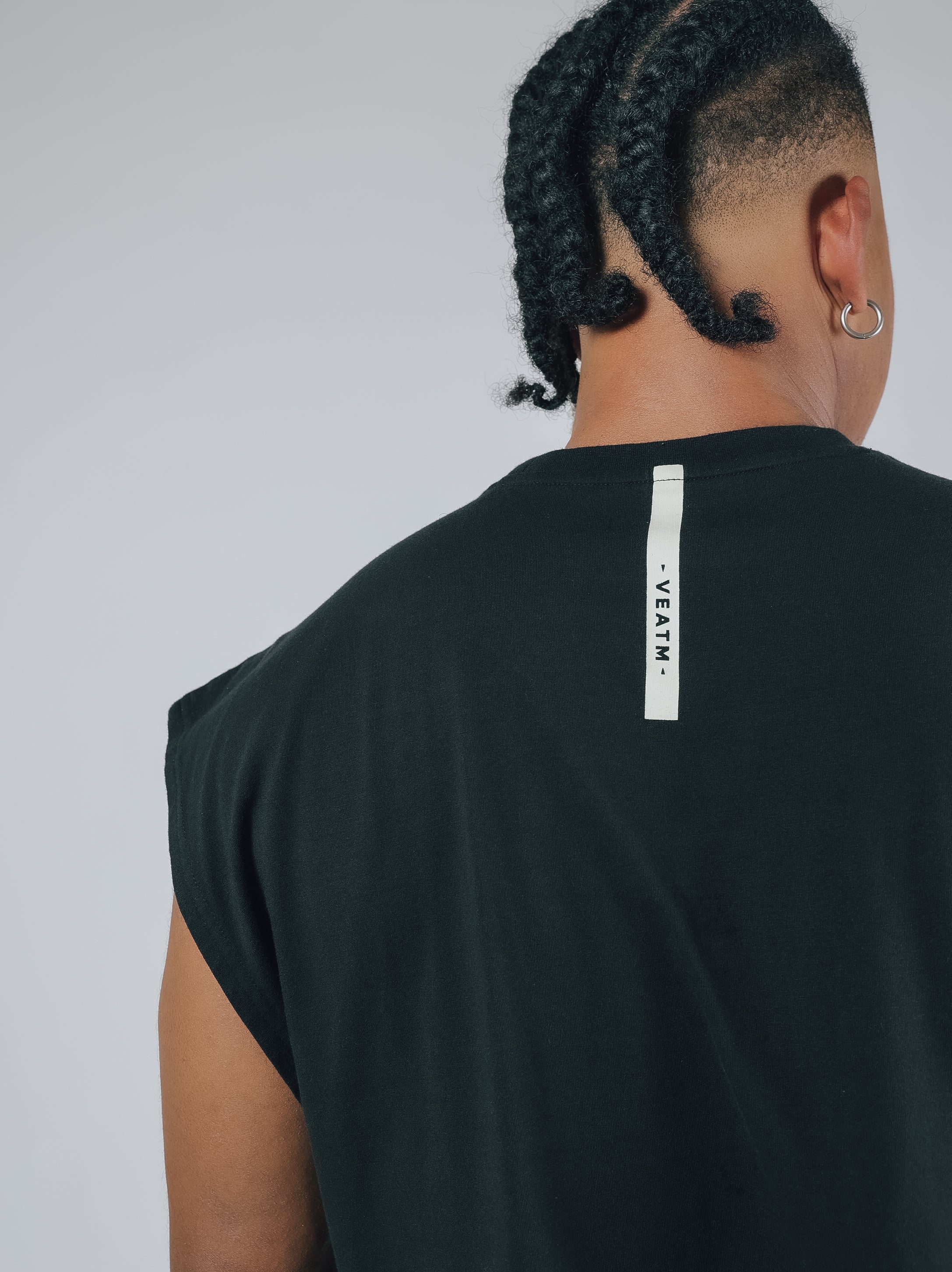NO SLEEVE TOPS【BLACK】