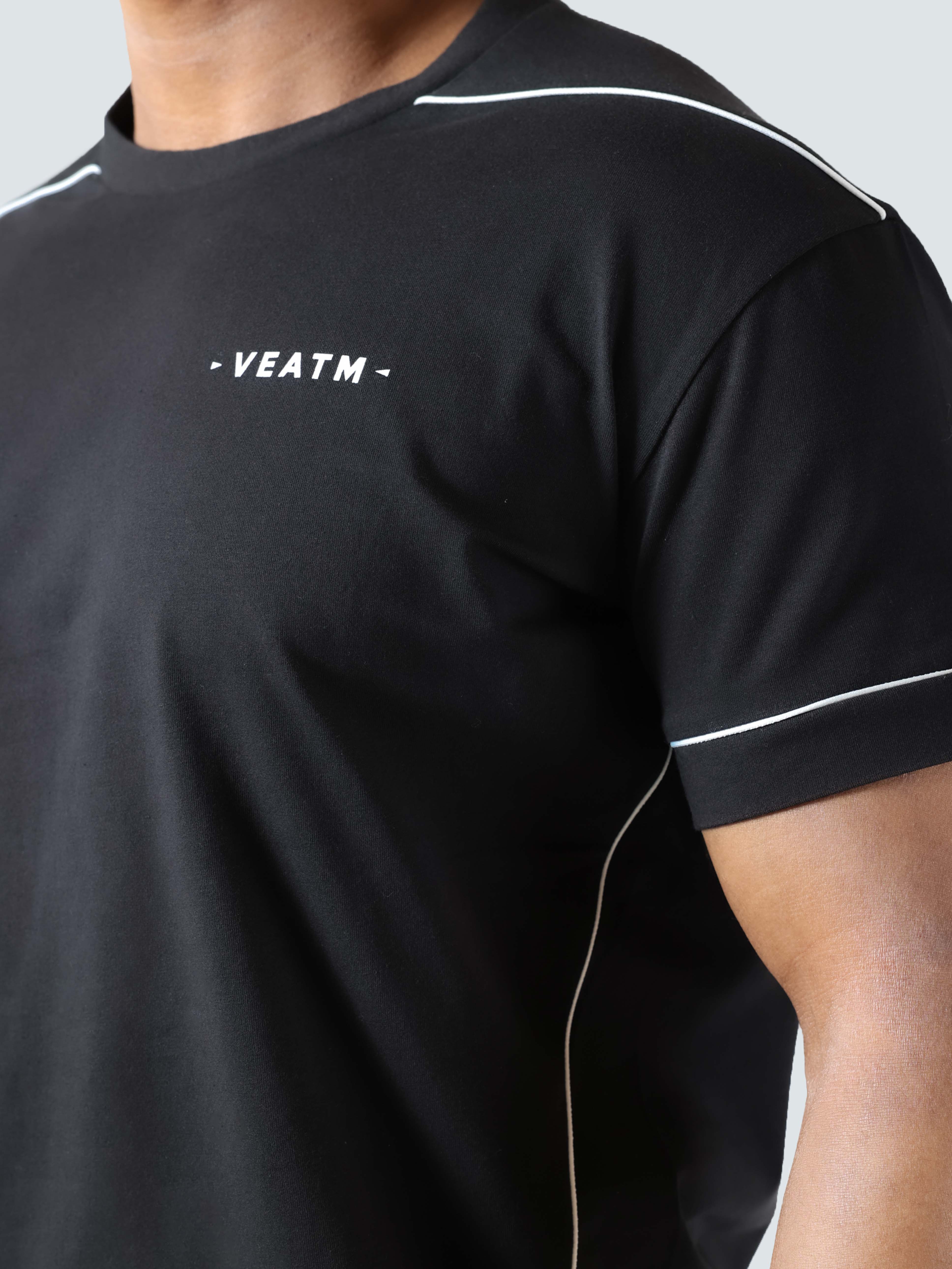 SHORT SLEEVE SLIM T-SHIRT