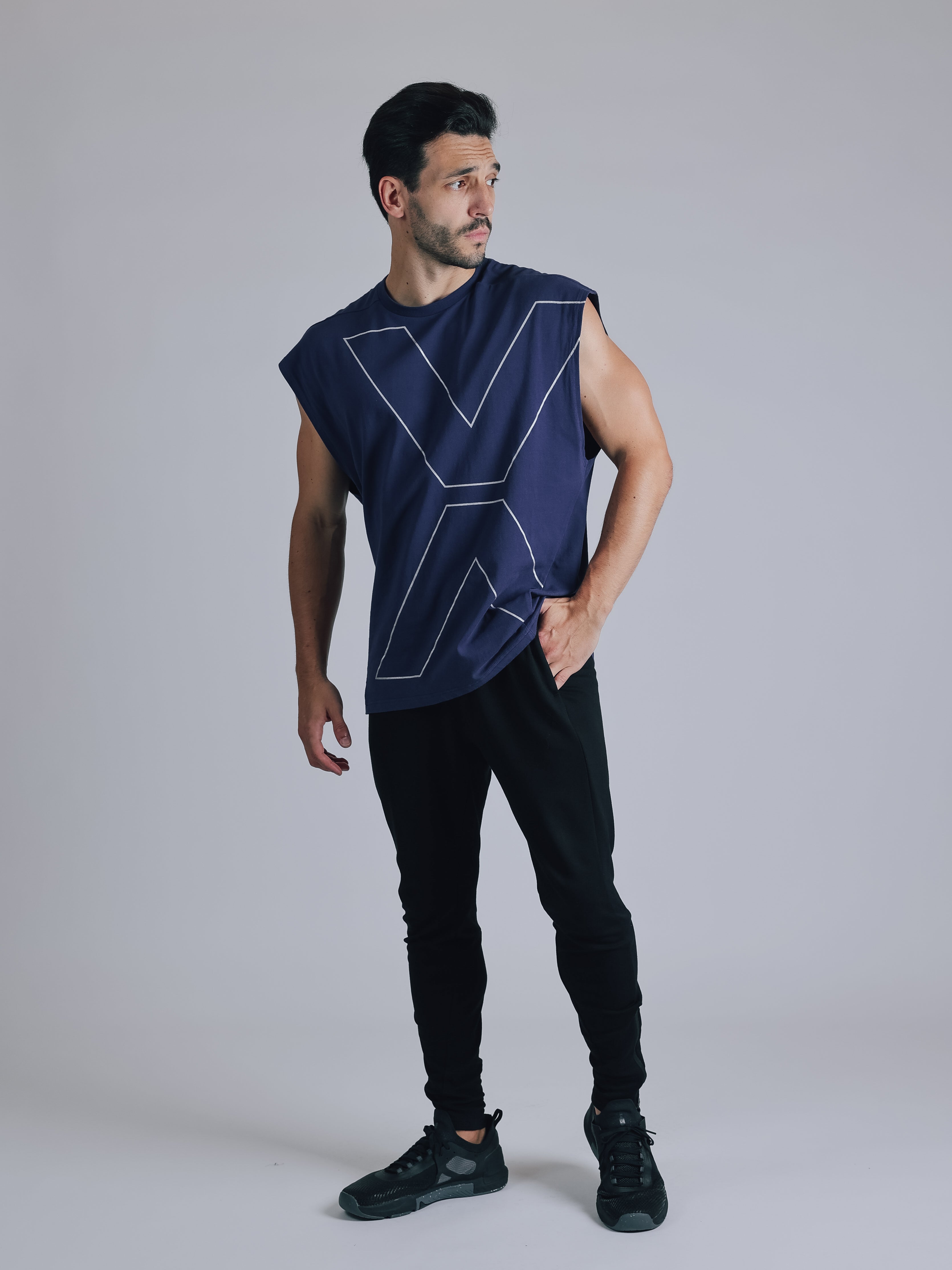 NO SLEEVE TOPS【NAVY】