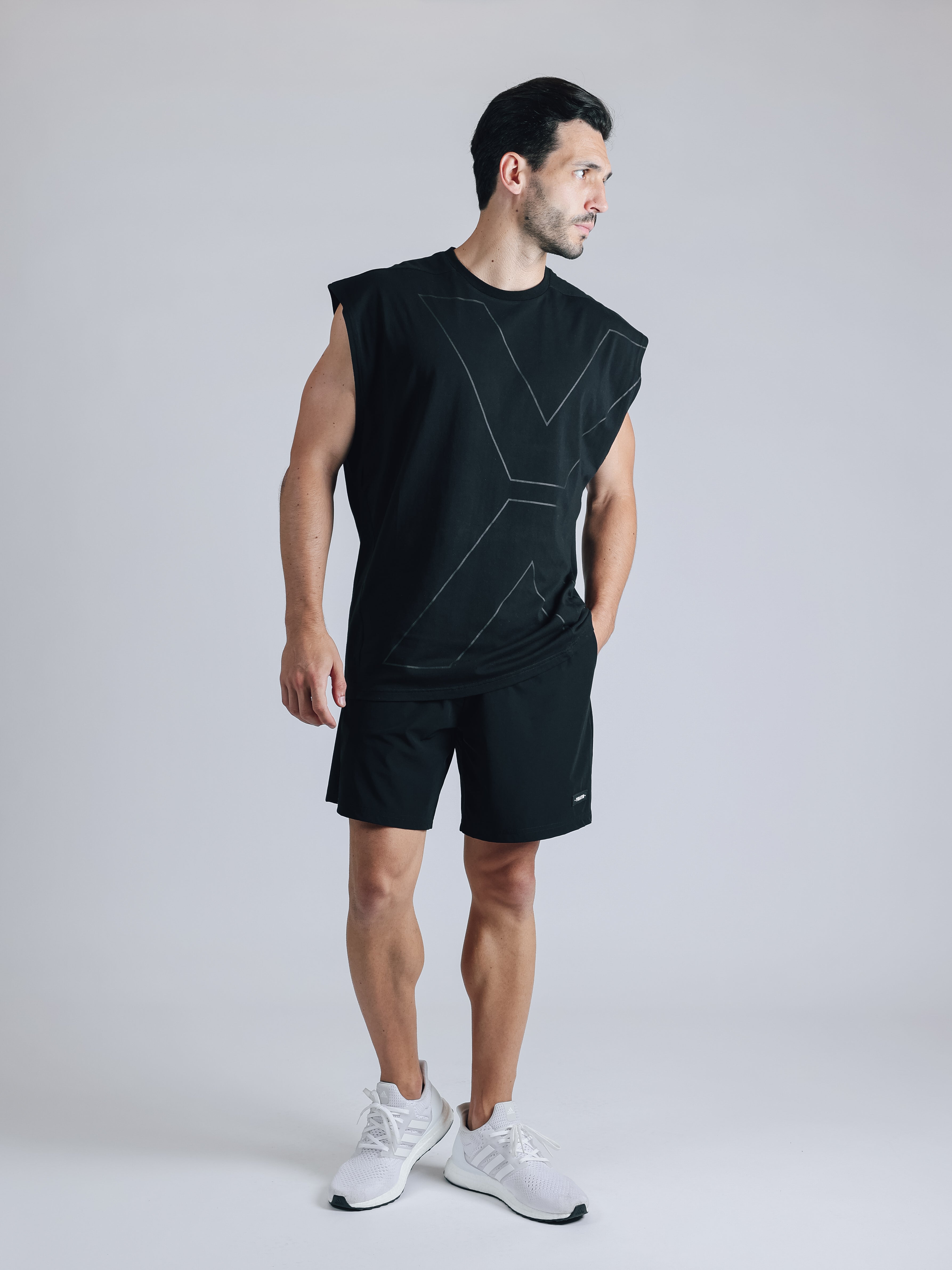 NO SLEEVE TOPS【BLACK】
