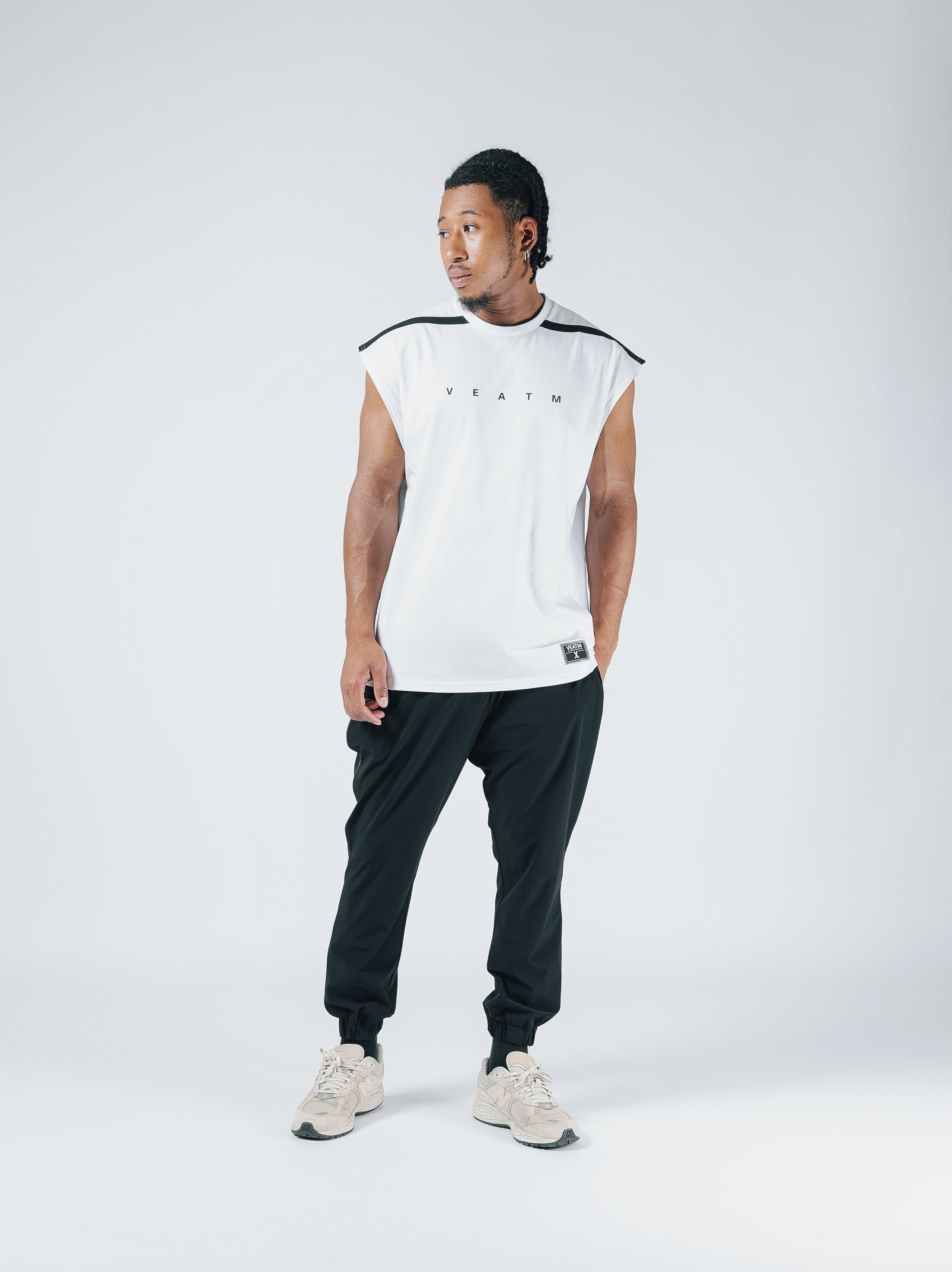 NO SLEEVE TOPS【OFF WHITE】