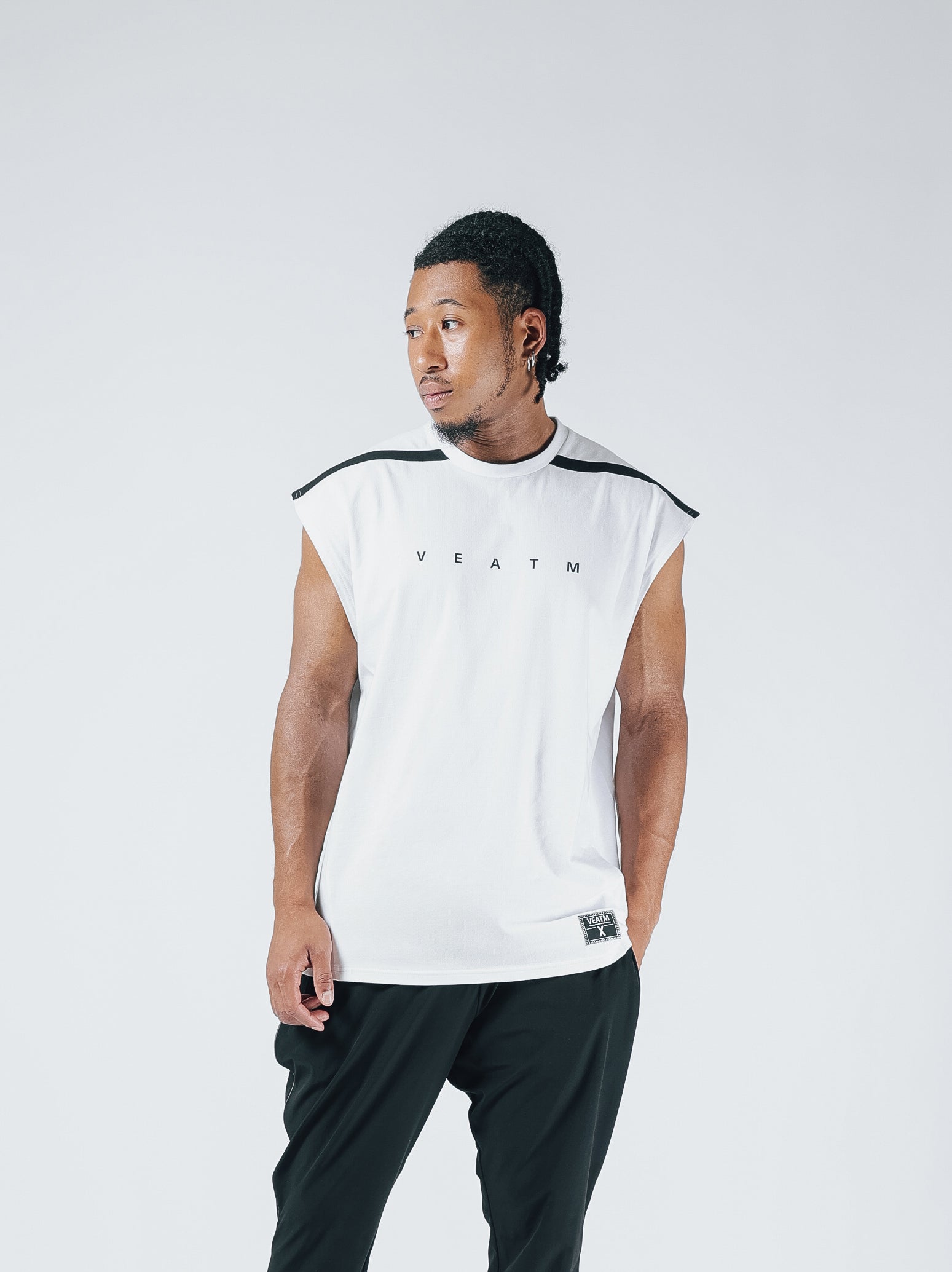 NO SLEEVE TOPS【OFF WHITE】
