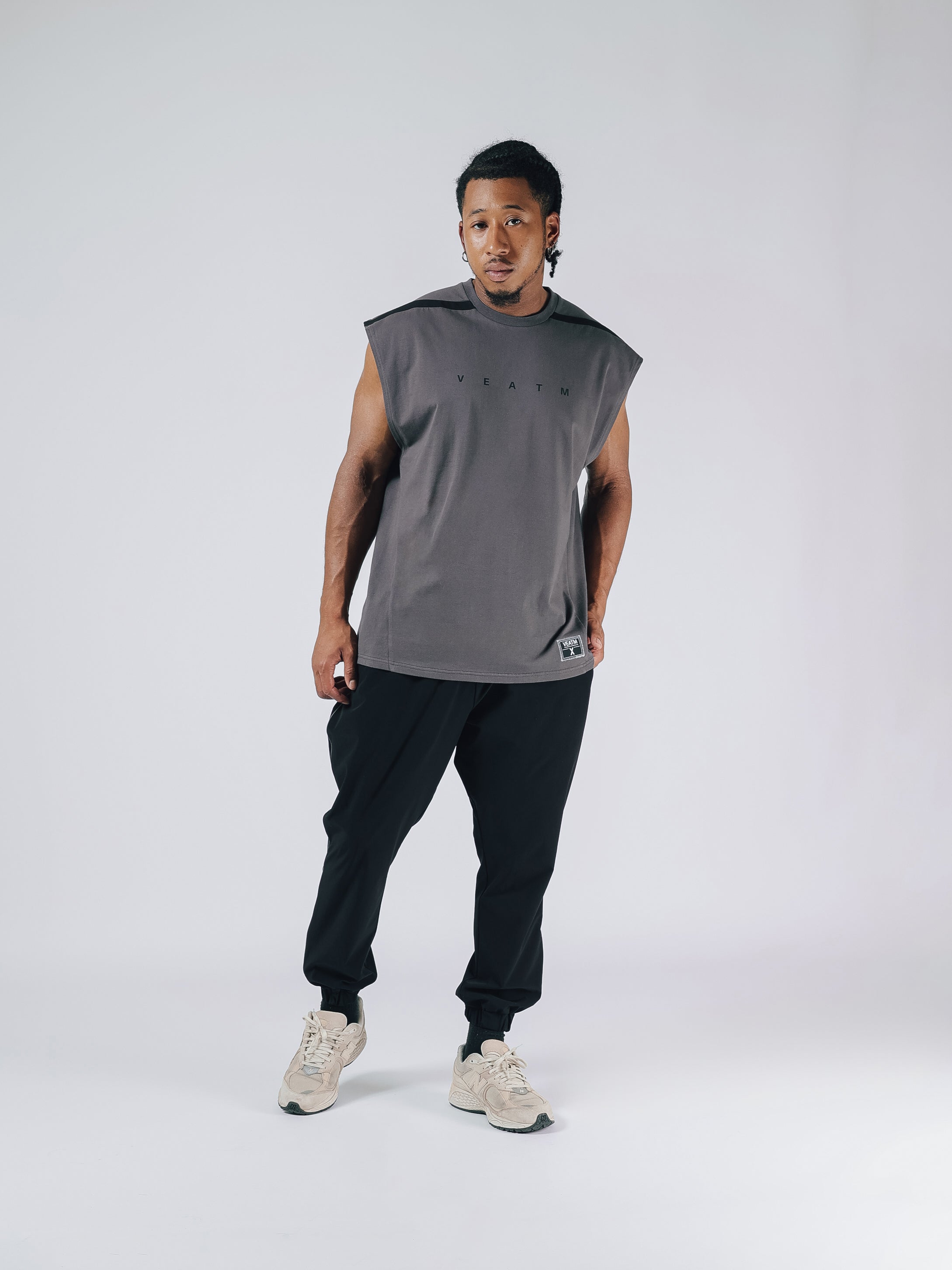 NO SLEEVE TOPS【CHARCOAL】