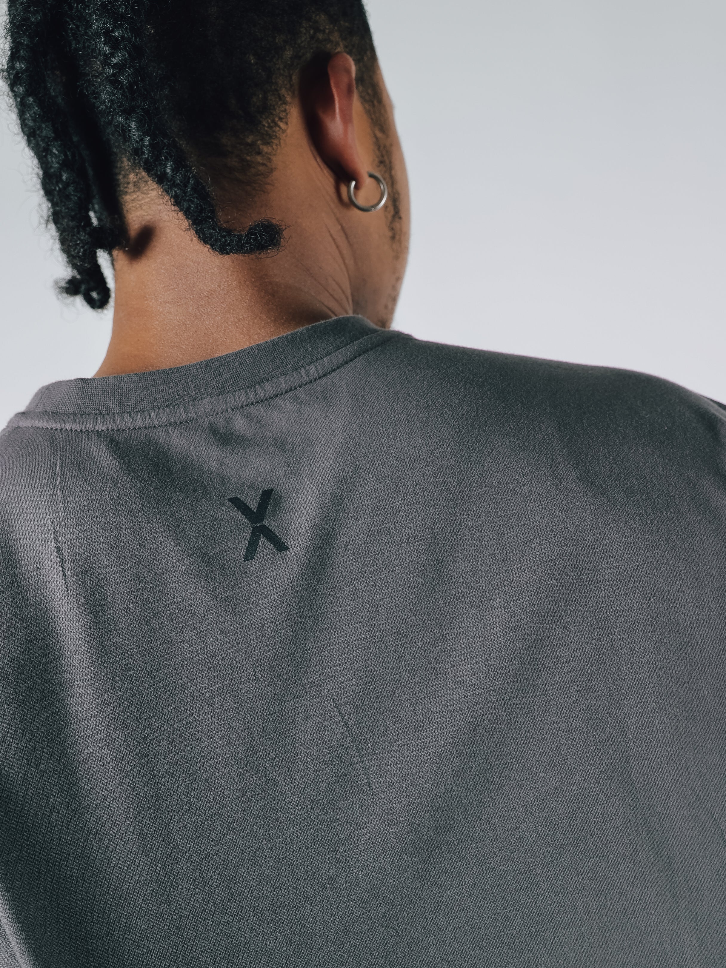 NO SLEEVE TOPS【CHARCOAL】