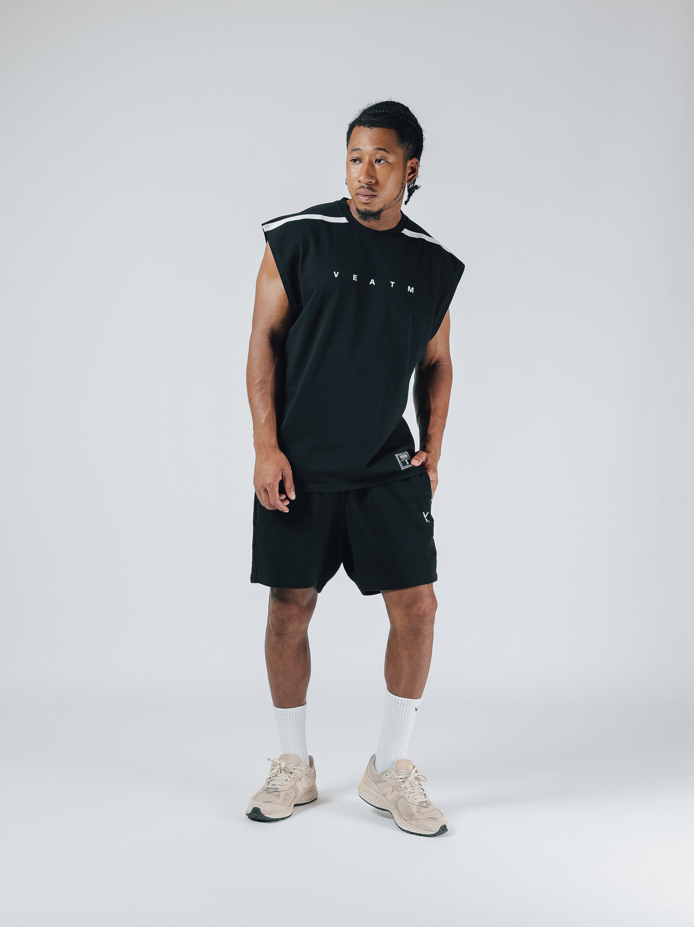 NO SLEEVE TOPS【BLACK】