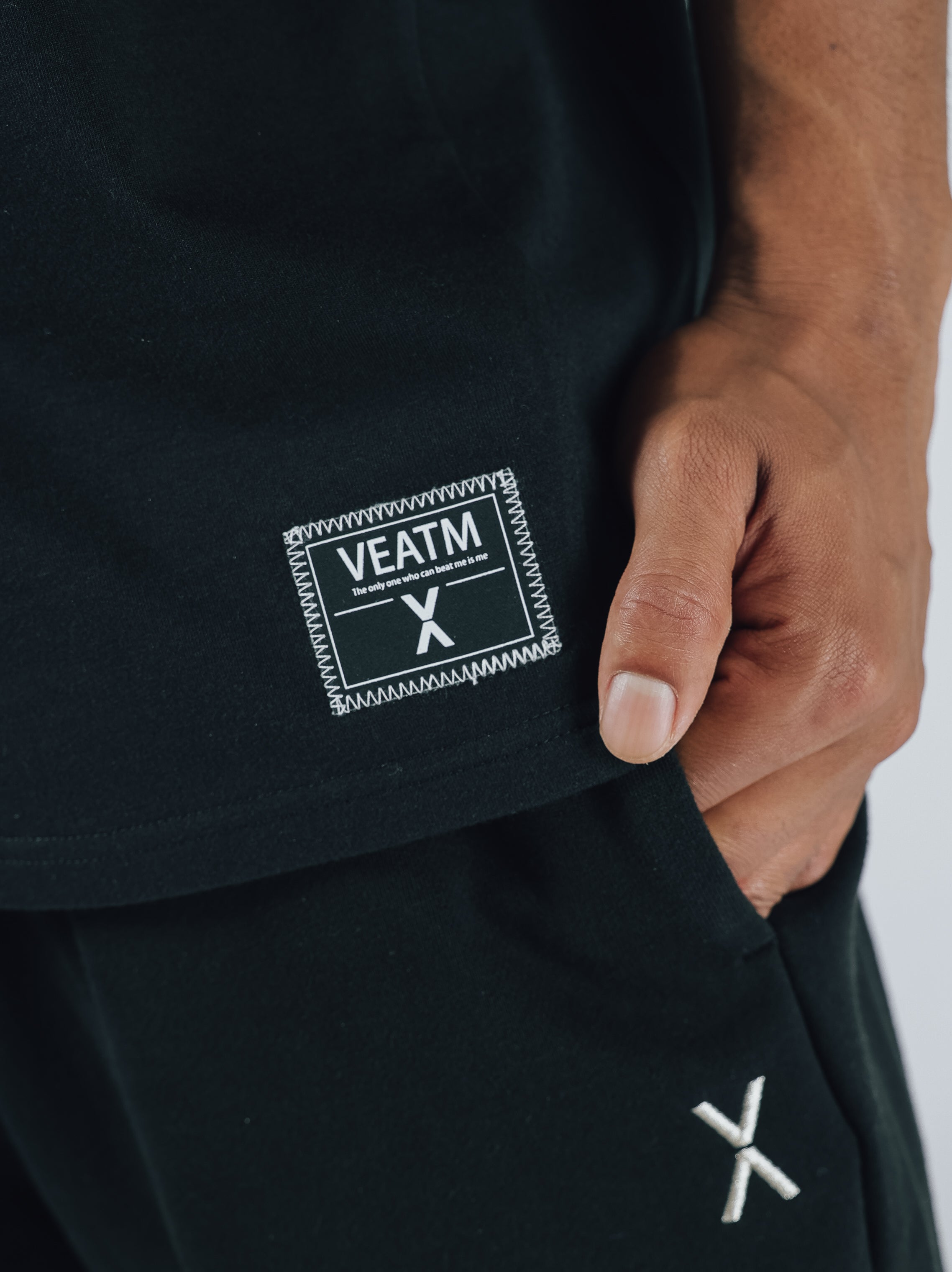 NO SLEEVE TOPS【BLACK】