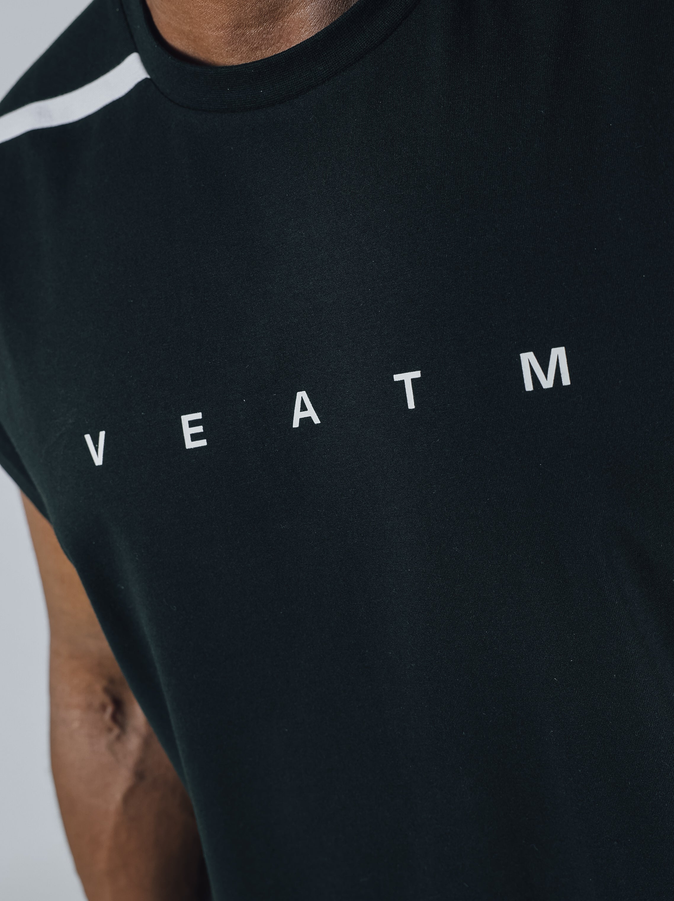 NO SLEEVE TOPS【BLACK】