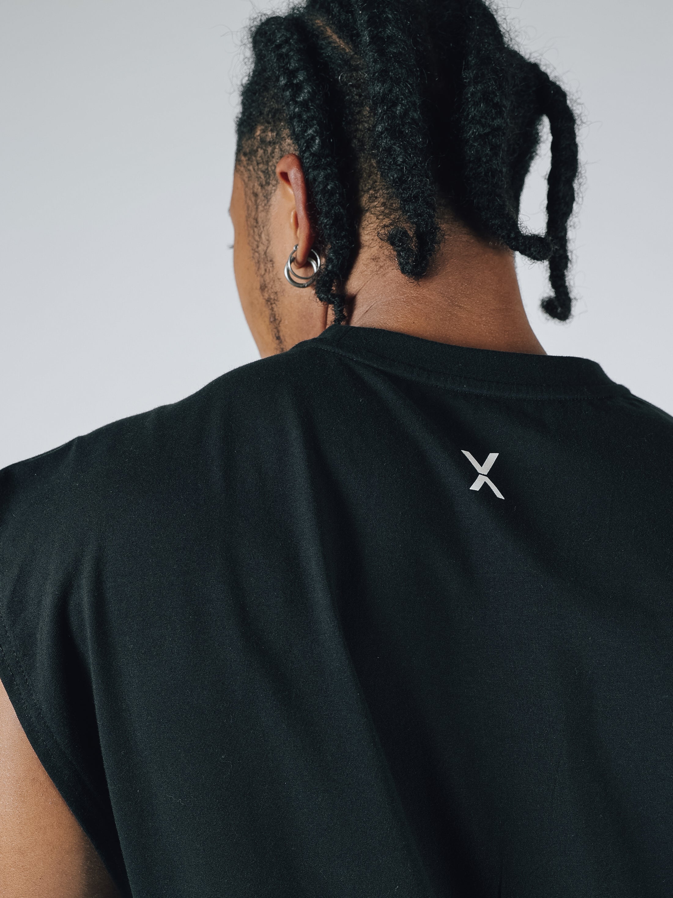 NO SLEEVE TOPS【BLACK】