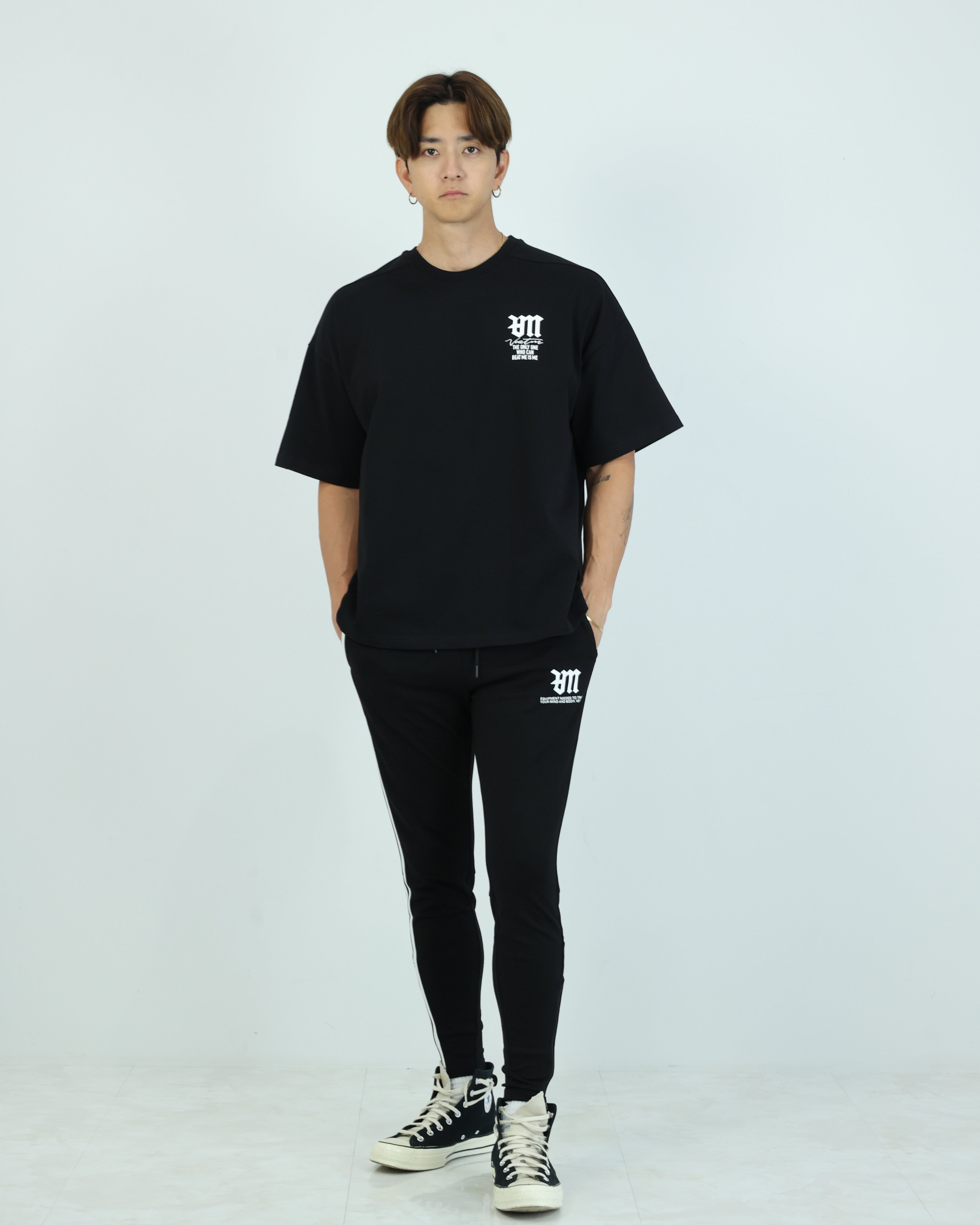 WIDE SILHOUETTE TEE
