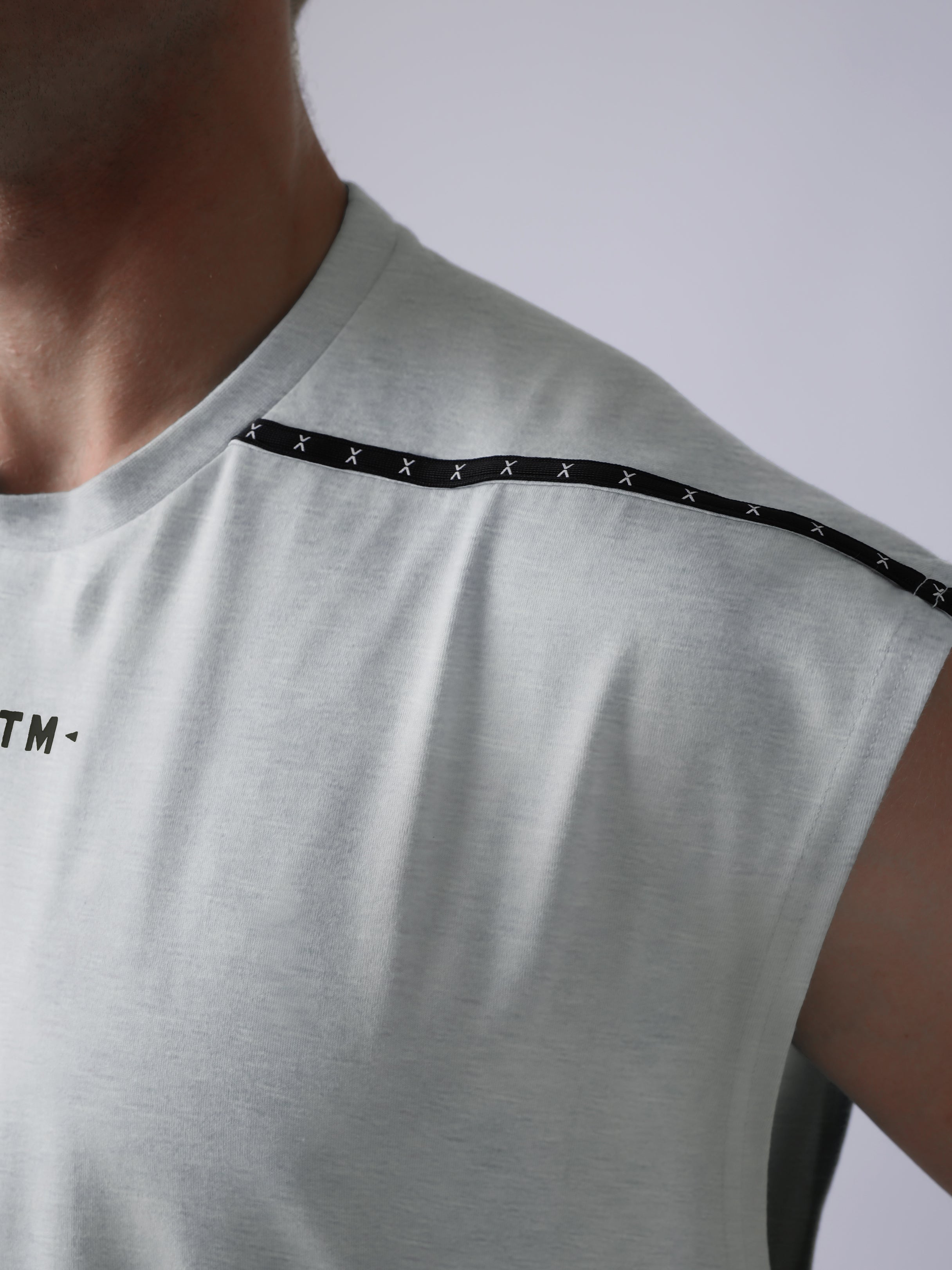 NO SLEEVE TOPS【LIGHT GRAY】