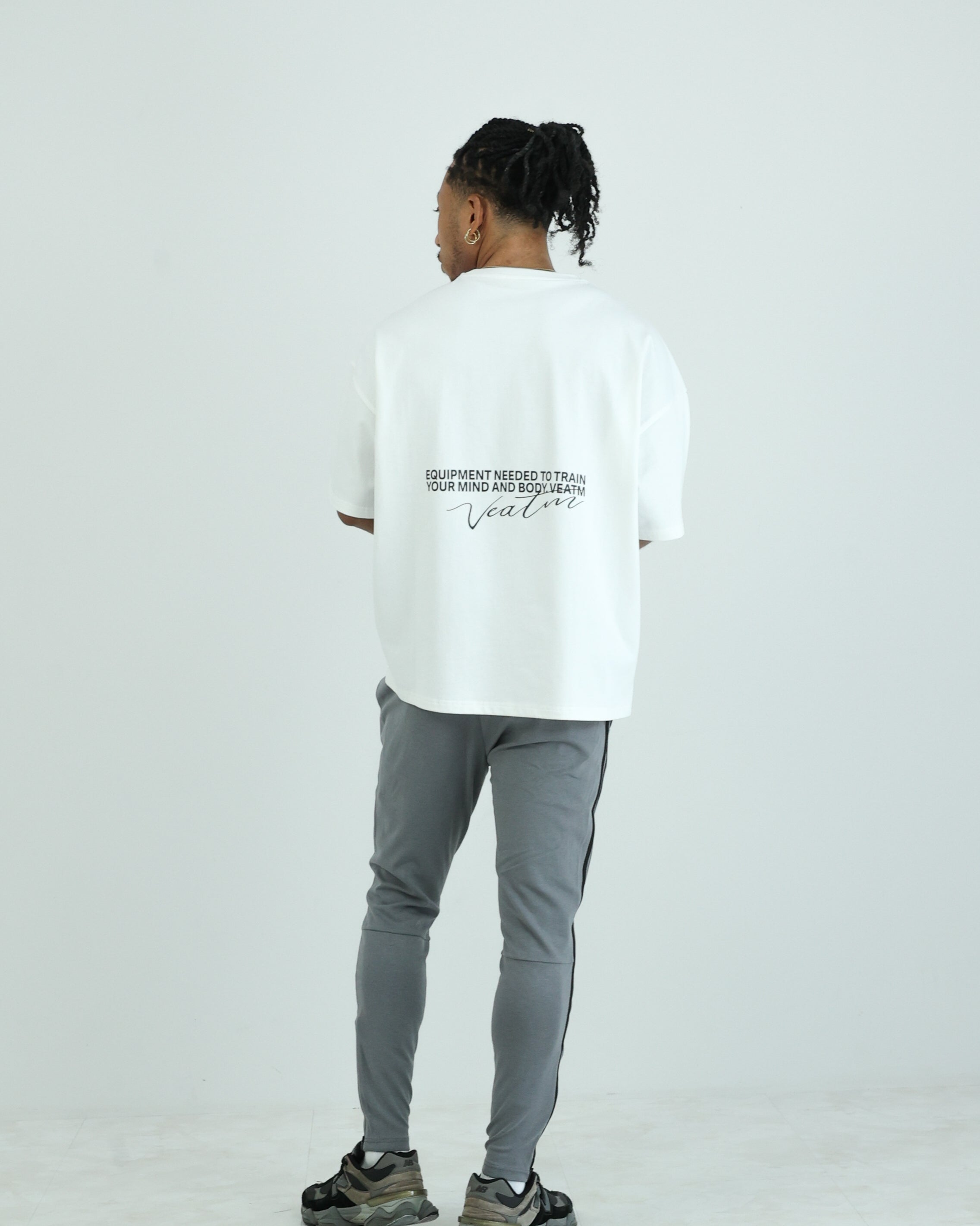WIDE SILHOUETTE TEE
