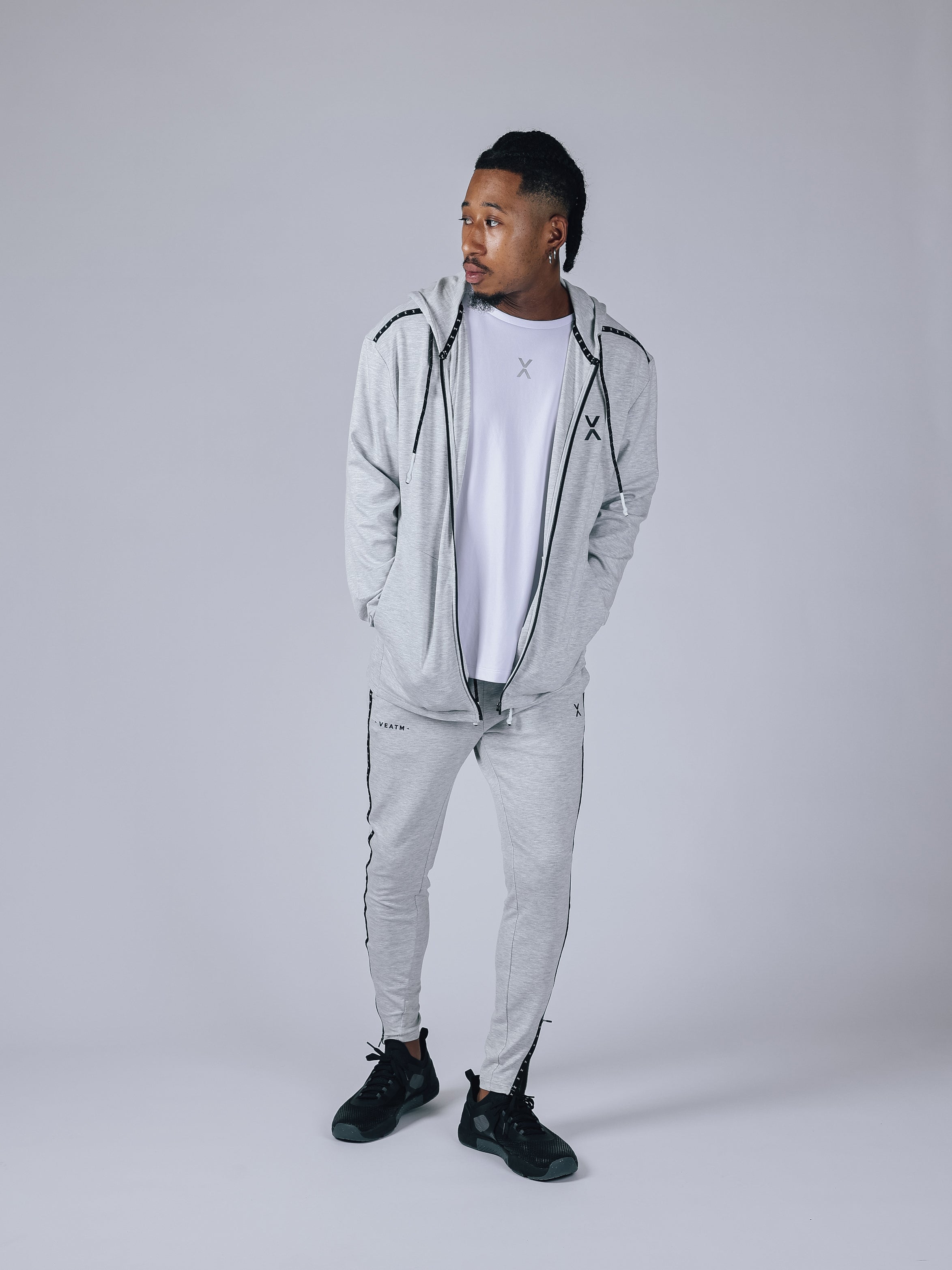 WARM UP STRETCH FULL ZIP HOODIE【LIGHT GRAY】