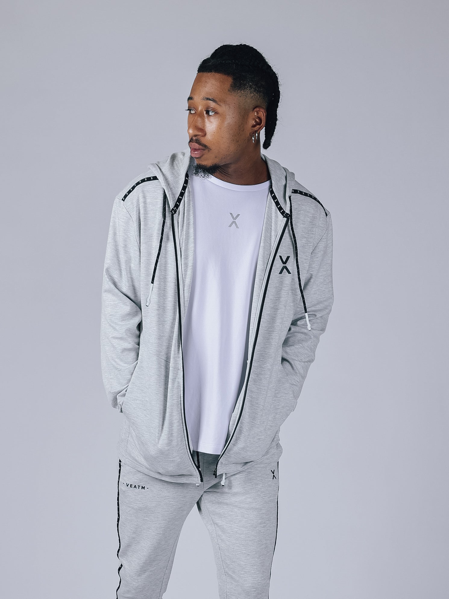 WARM UP STRETCH FULL ZIP HOODIE【LIGHT GRAY】
