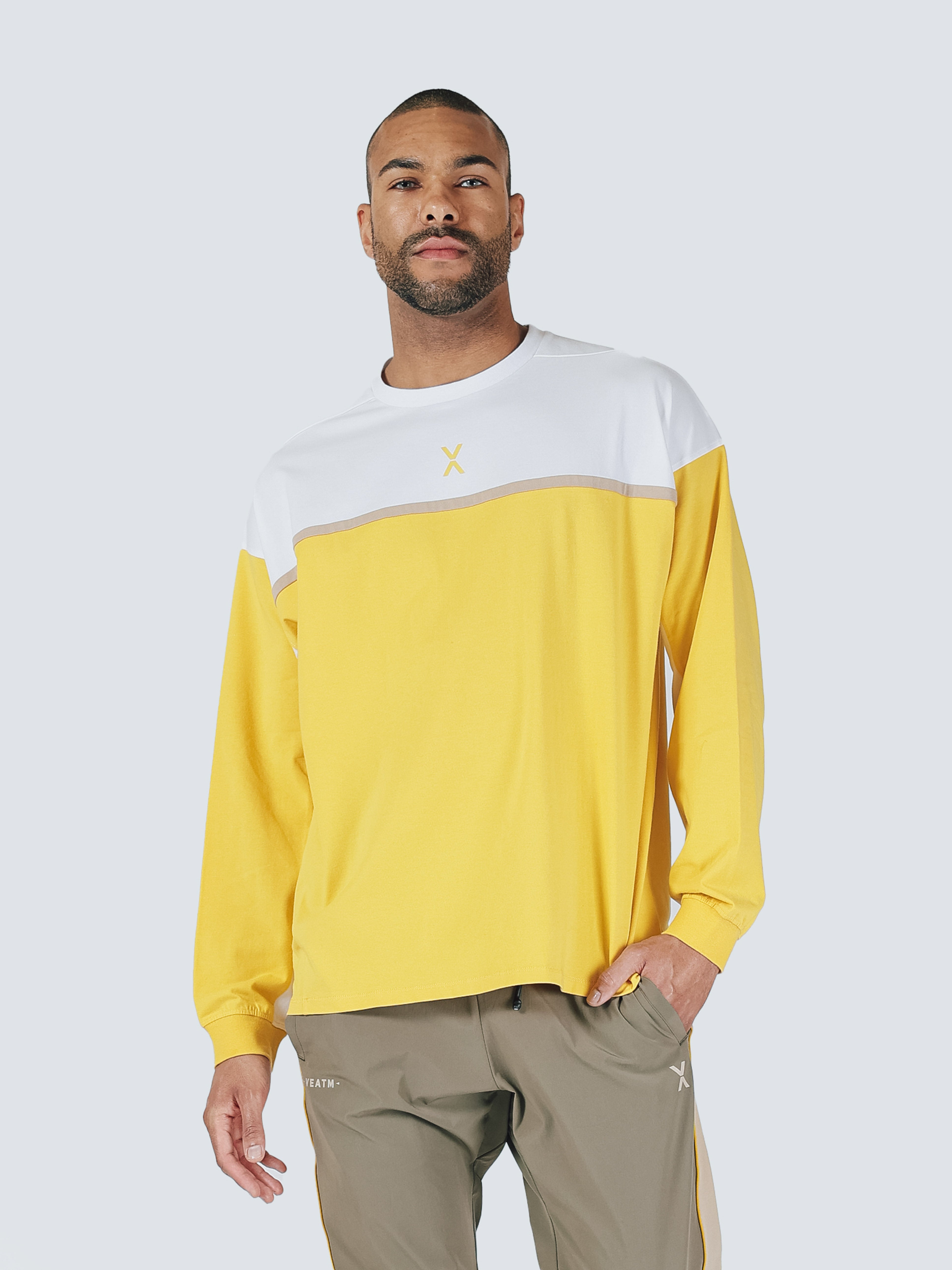 color_yellow × white