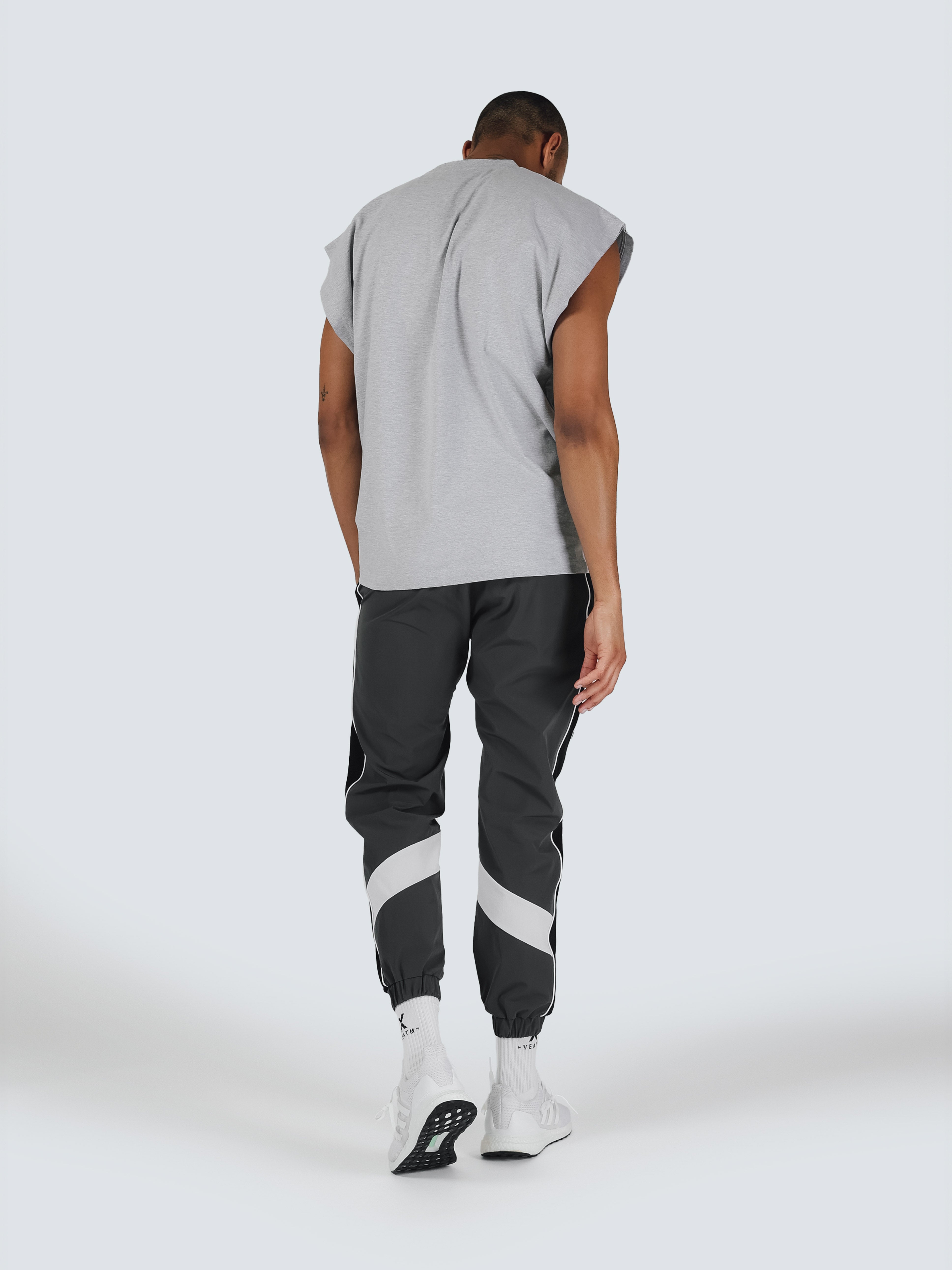 CUT OFF NO SLEEVE