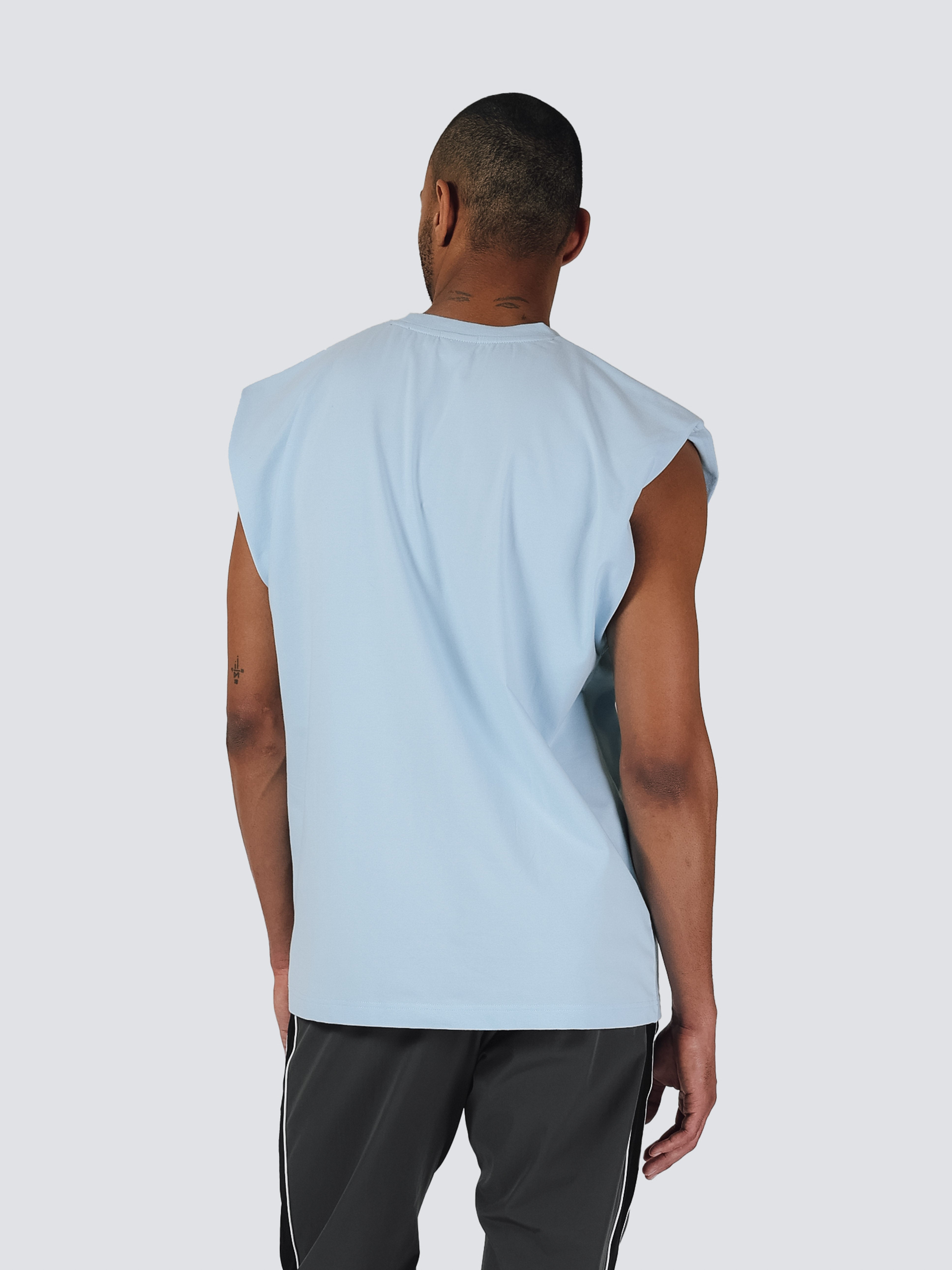CUT OFF NO SLEEVE