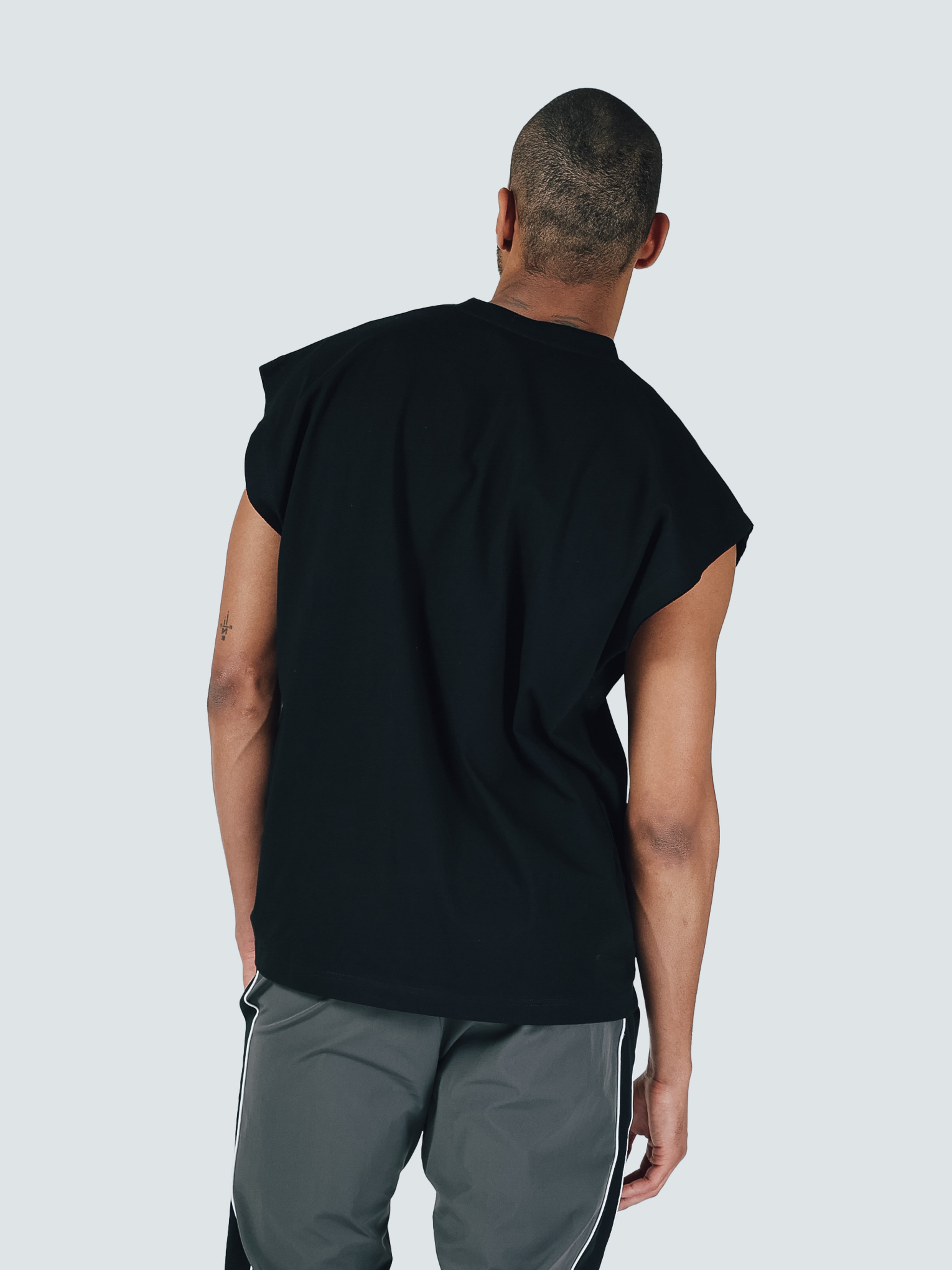 CUT OFF NO SLEEVE