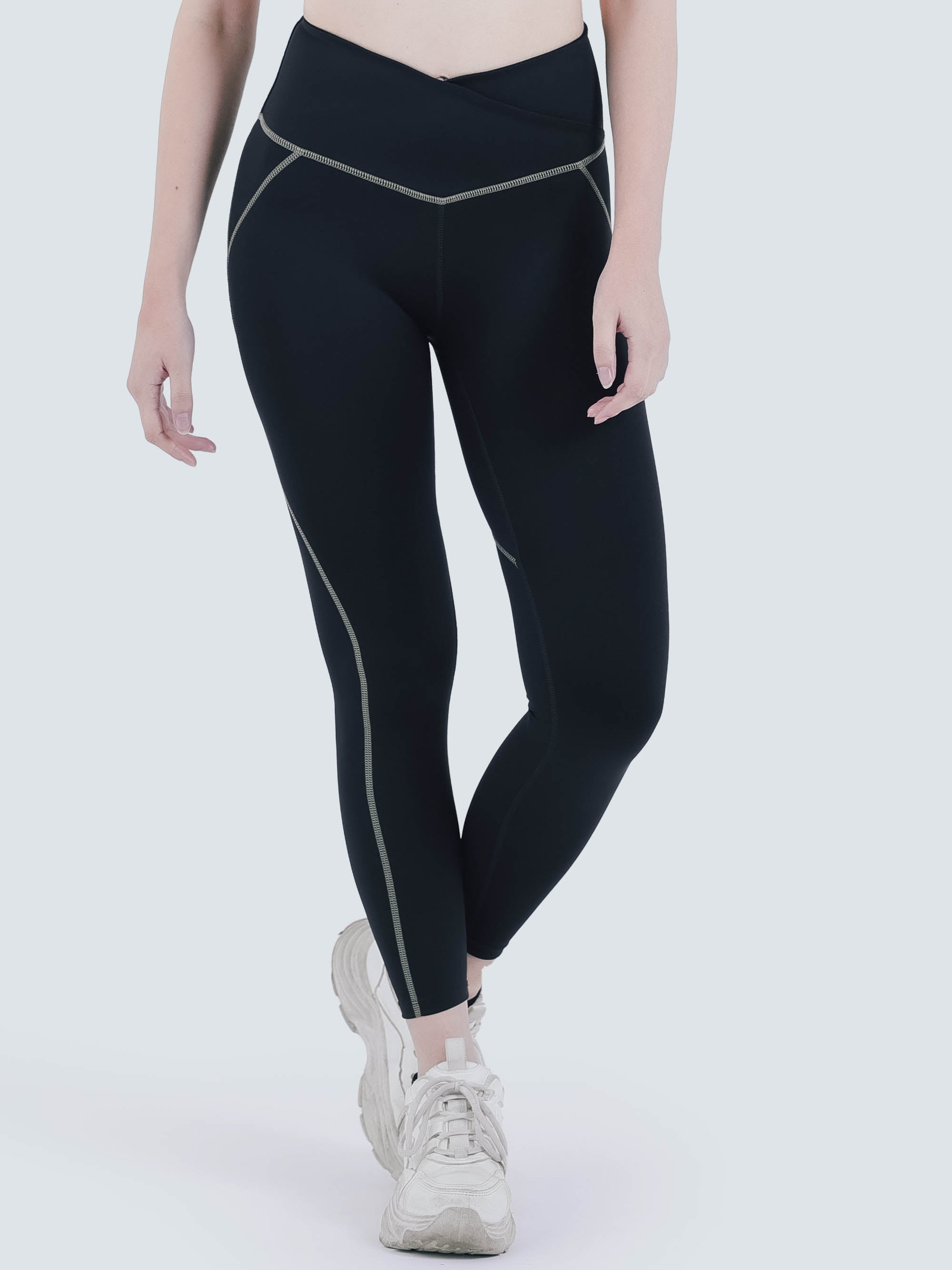 モデル身長:162cm 着用サイズ:S