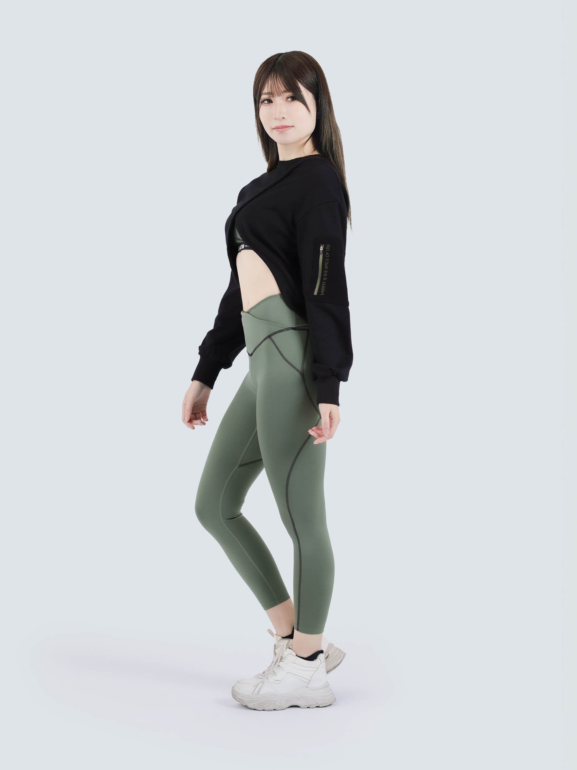 モデル身長:162cm 着用サイズ:S