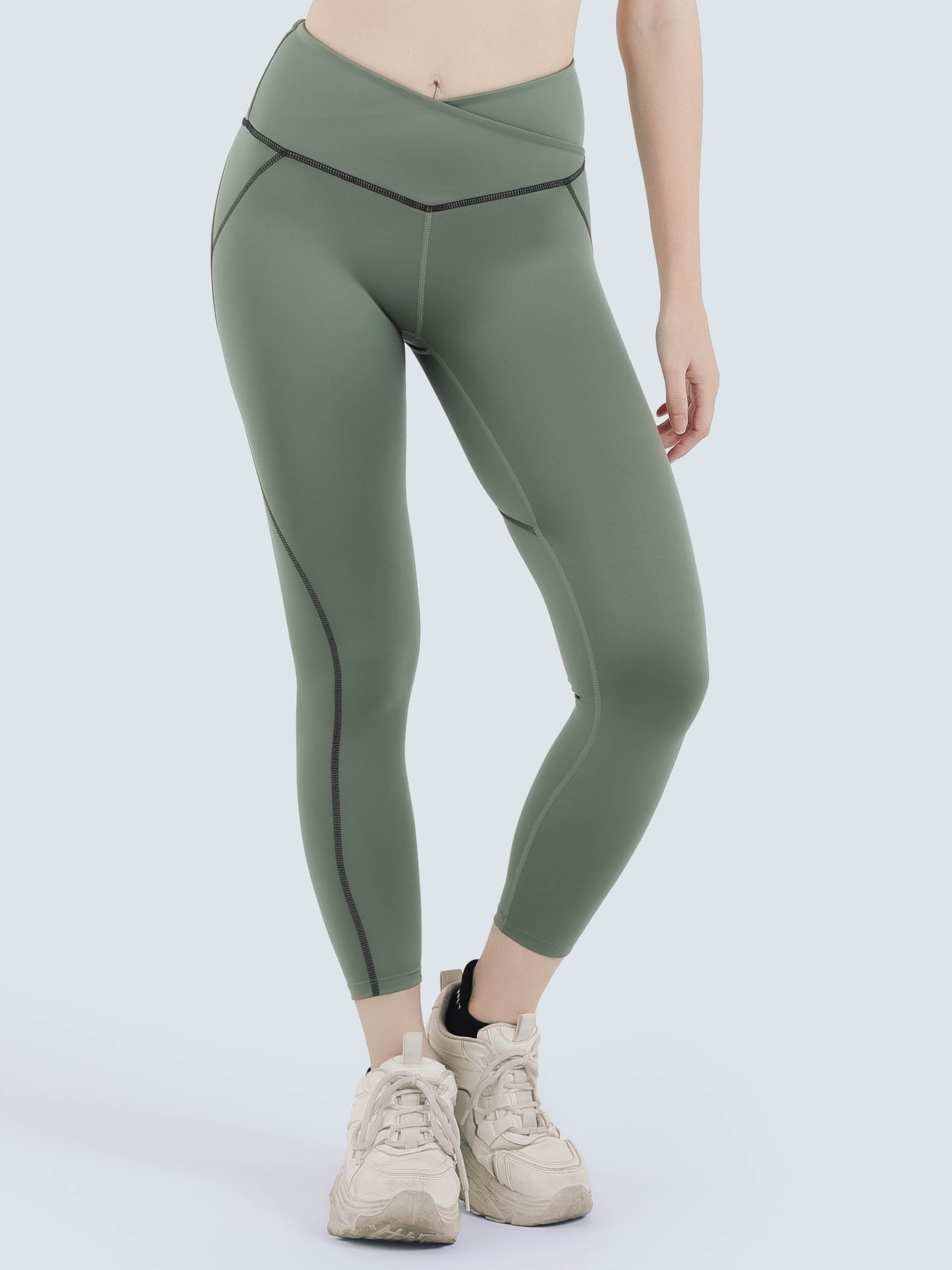 モデル身長:162cm 着用サイズ:S