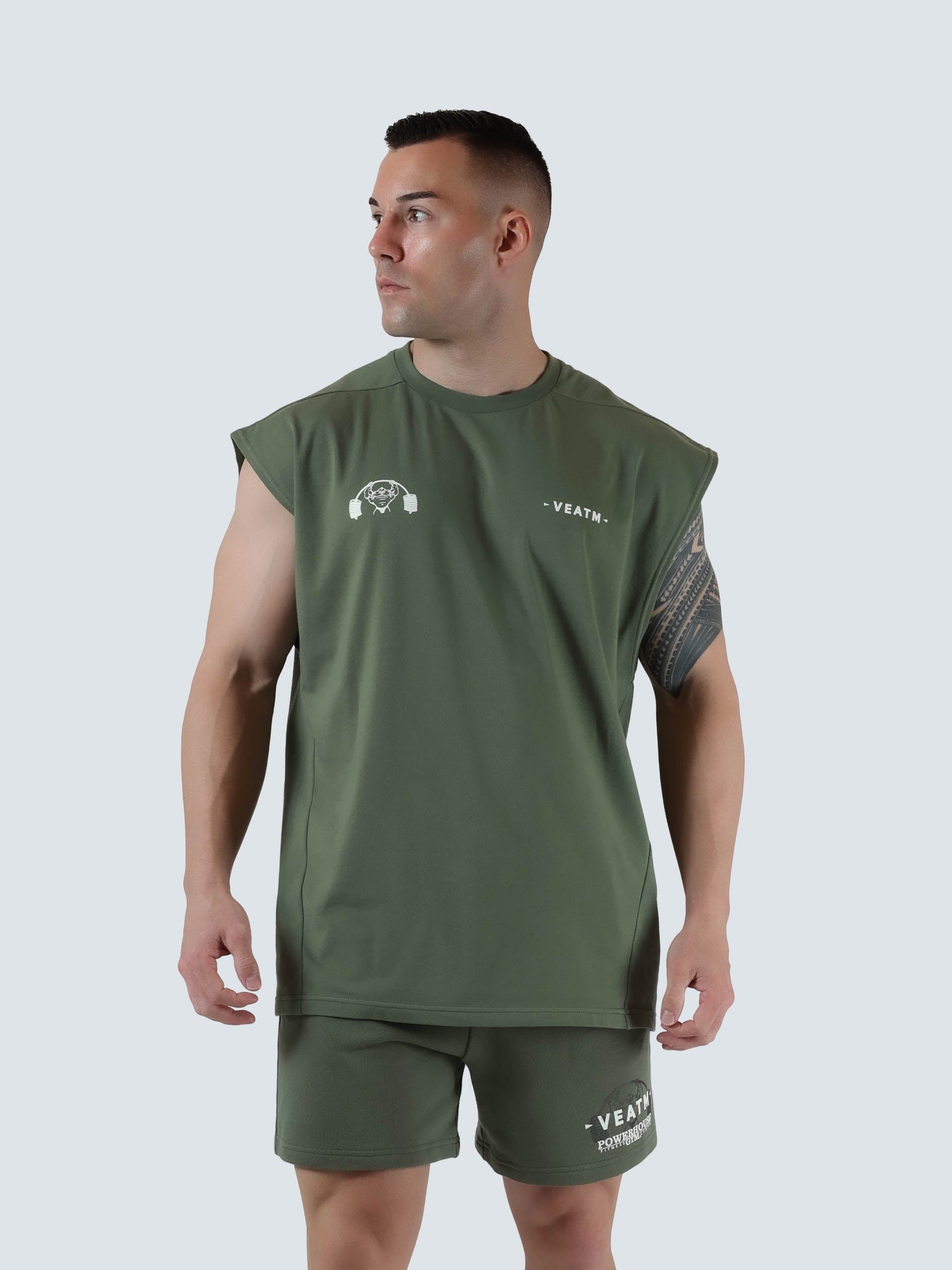 color_khaki