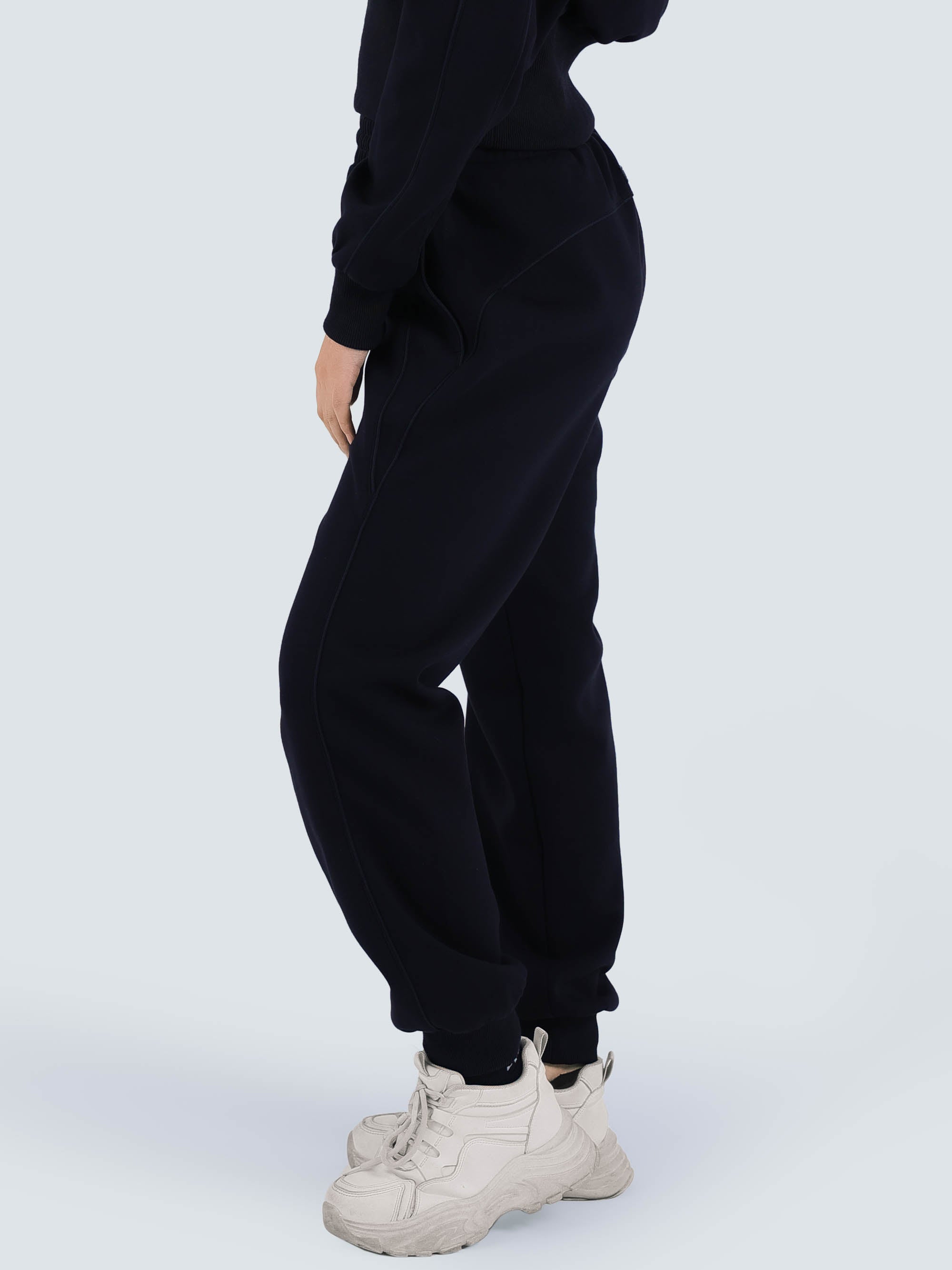 モデル身長:162cm 着用サイズ:S