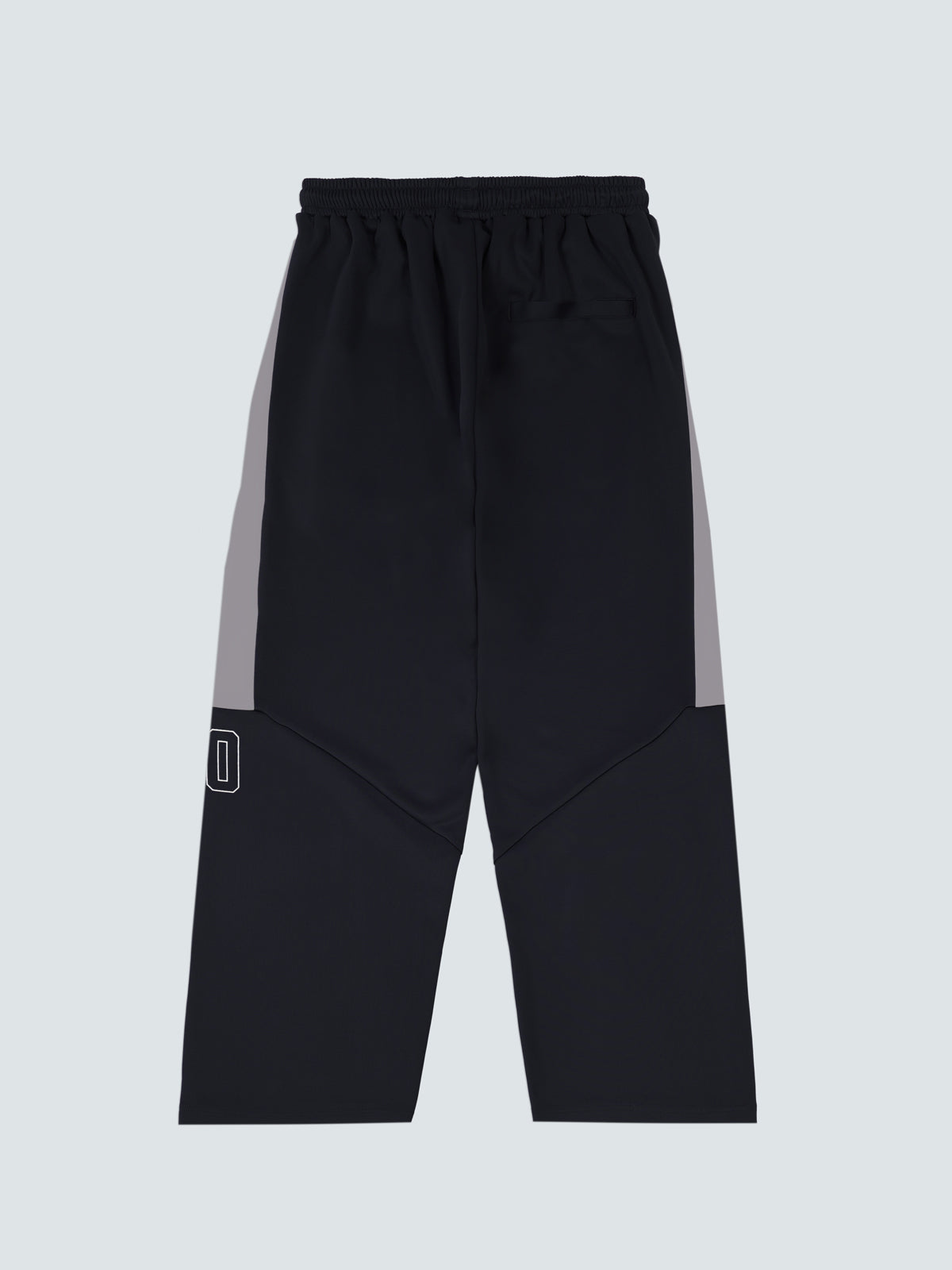 COLOR : BLACK