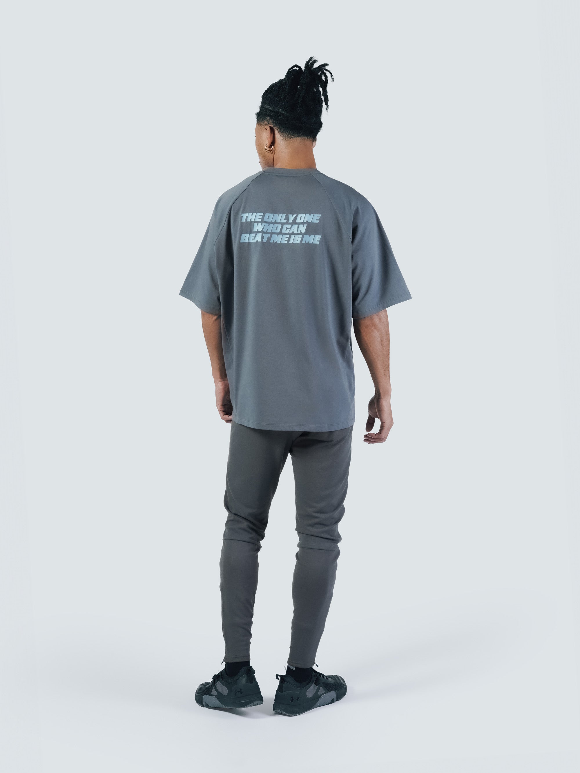 モデル身長:180cm 着用サイズ:L