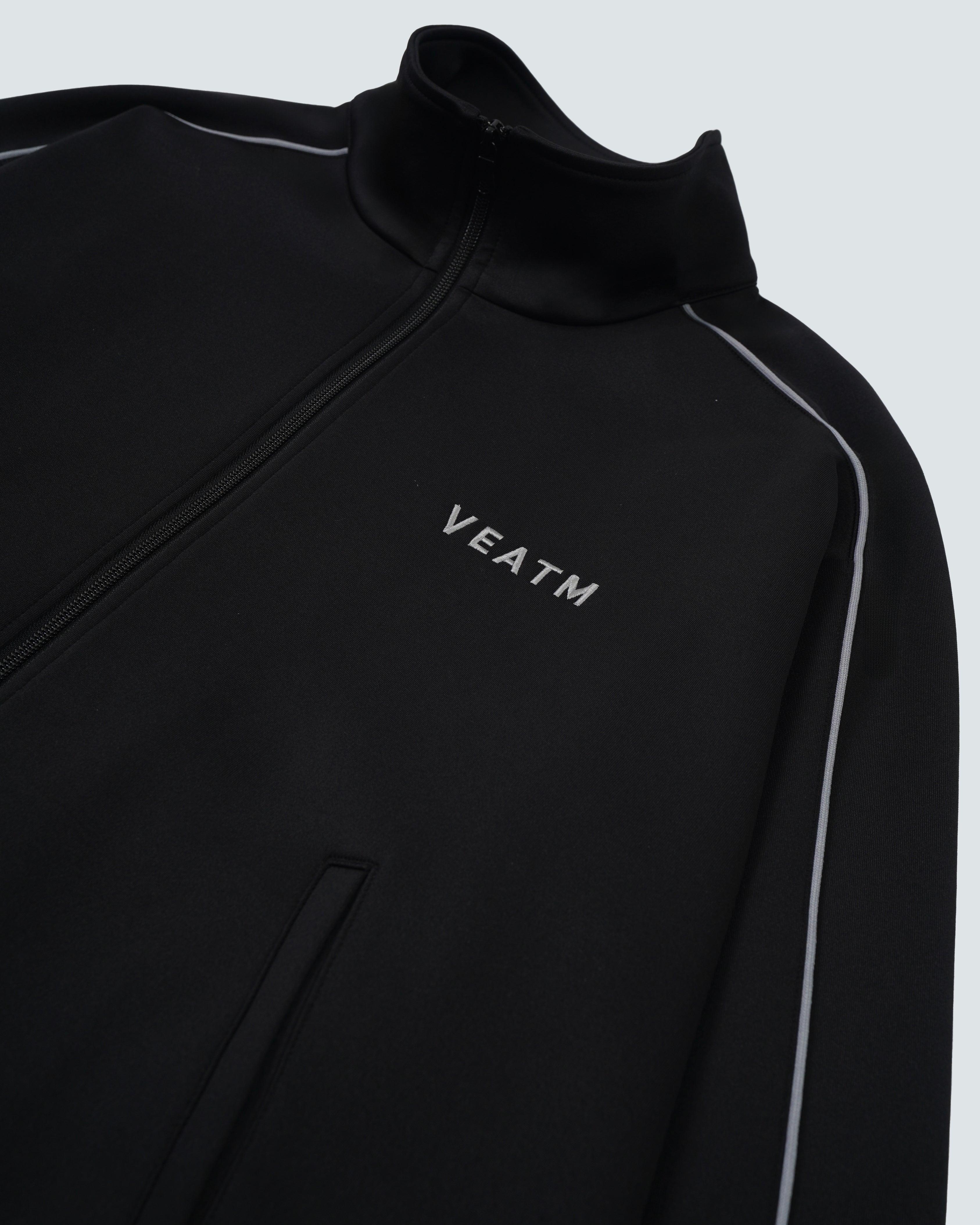 COMFORT TRACK JACKET