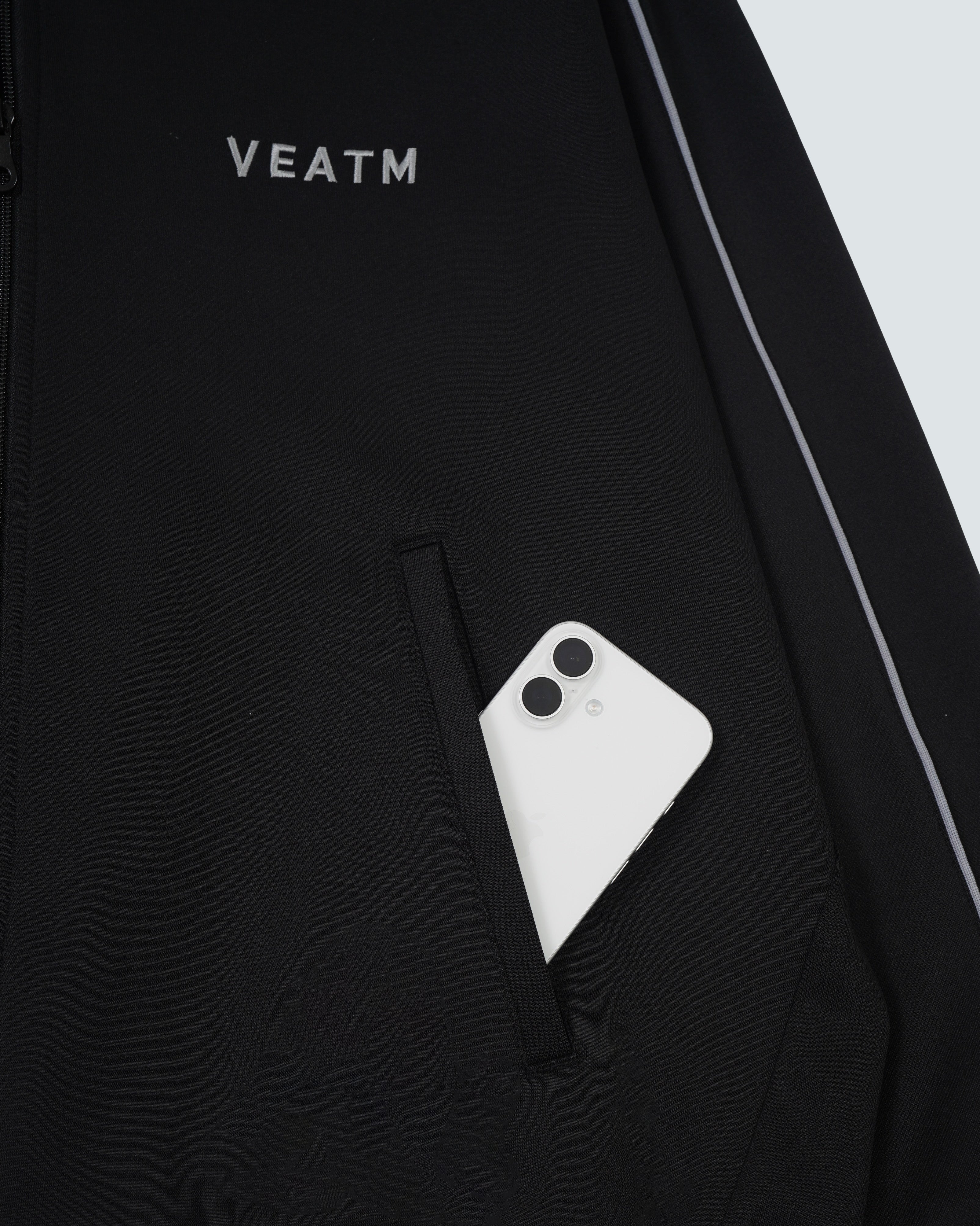 COMFORT TRACK JACKET