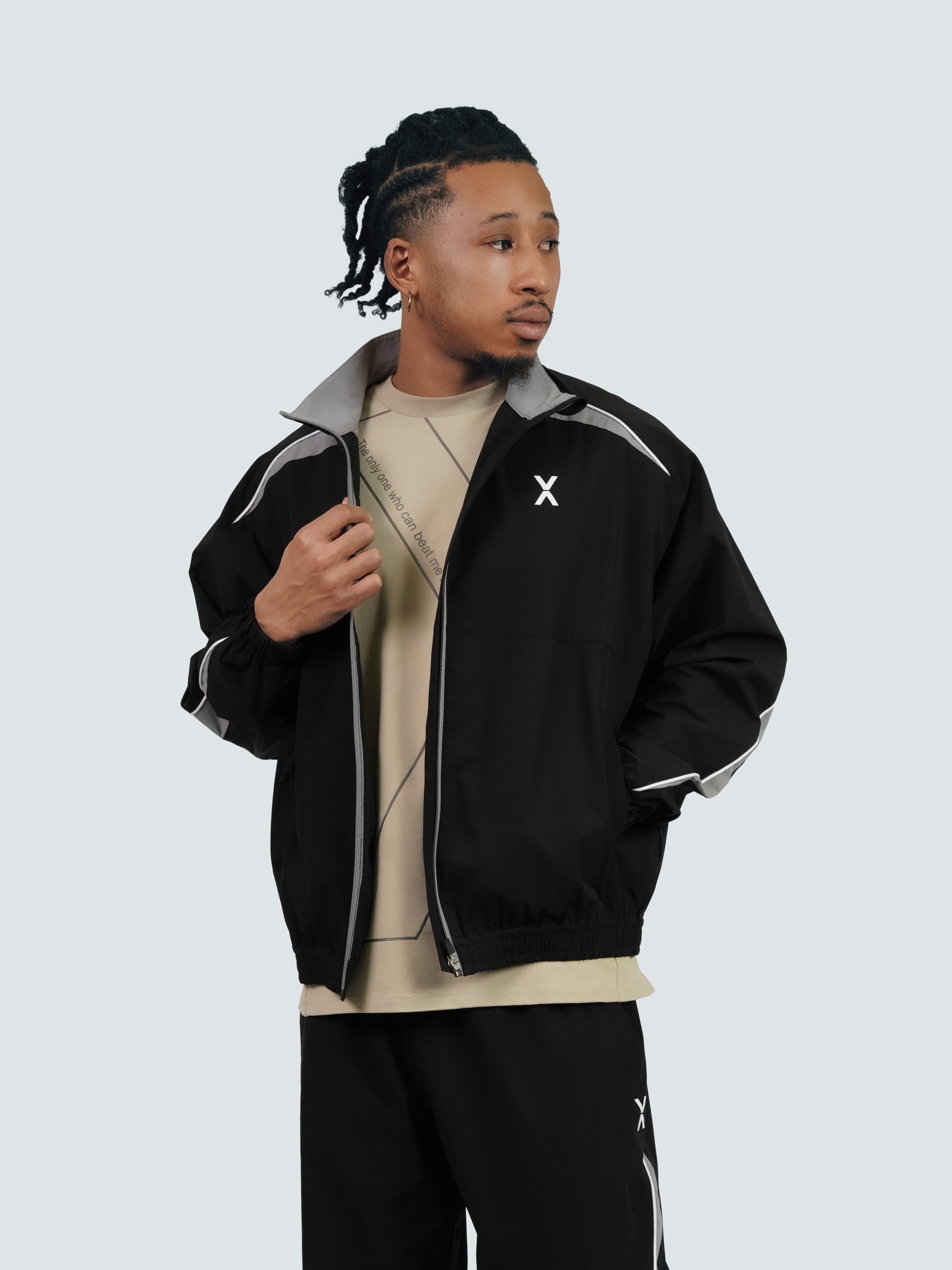 モデル身長:180cm 着用サイズ:L