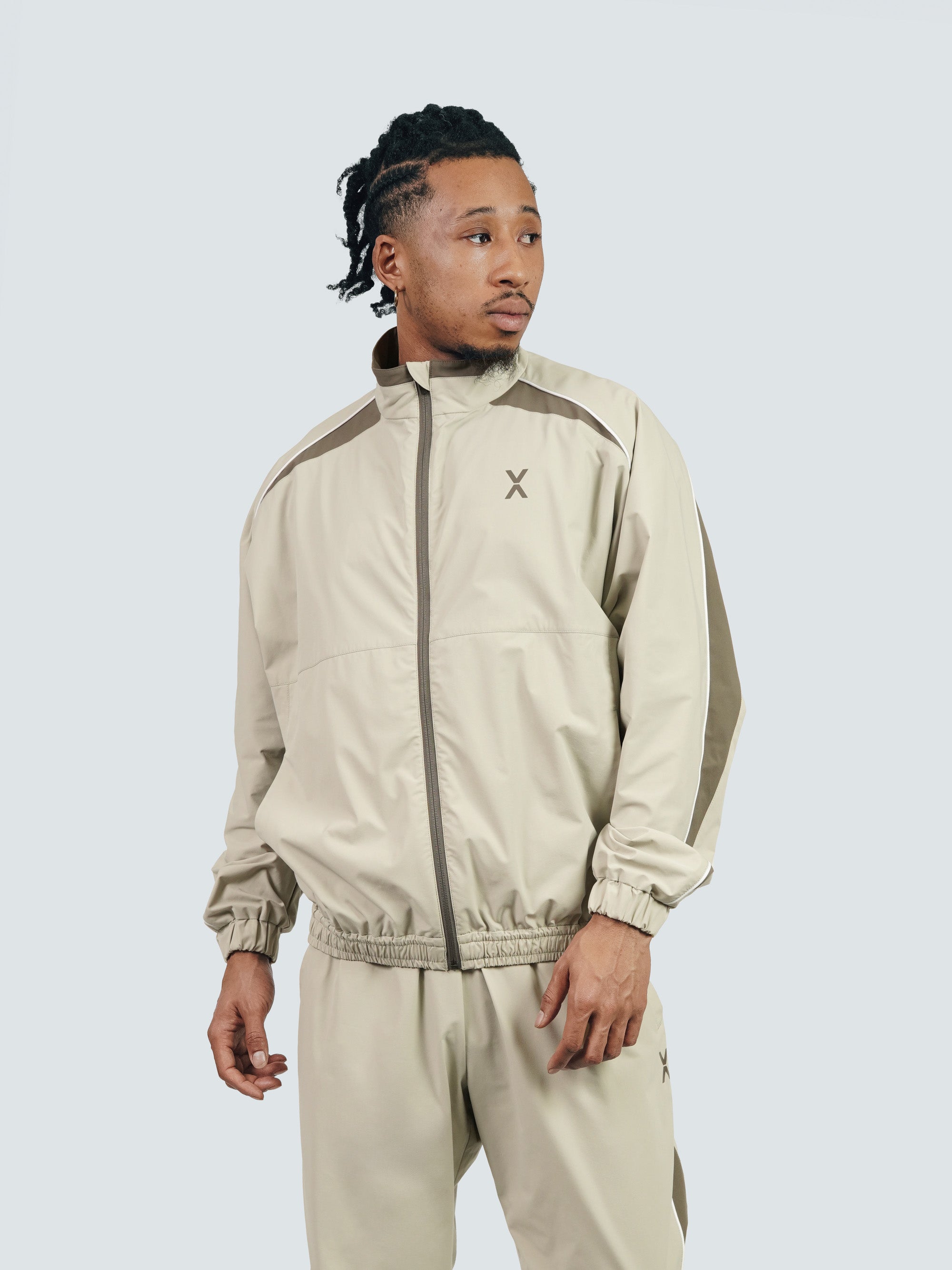 モデル身長:180cm 着用サイズ:L