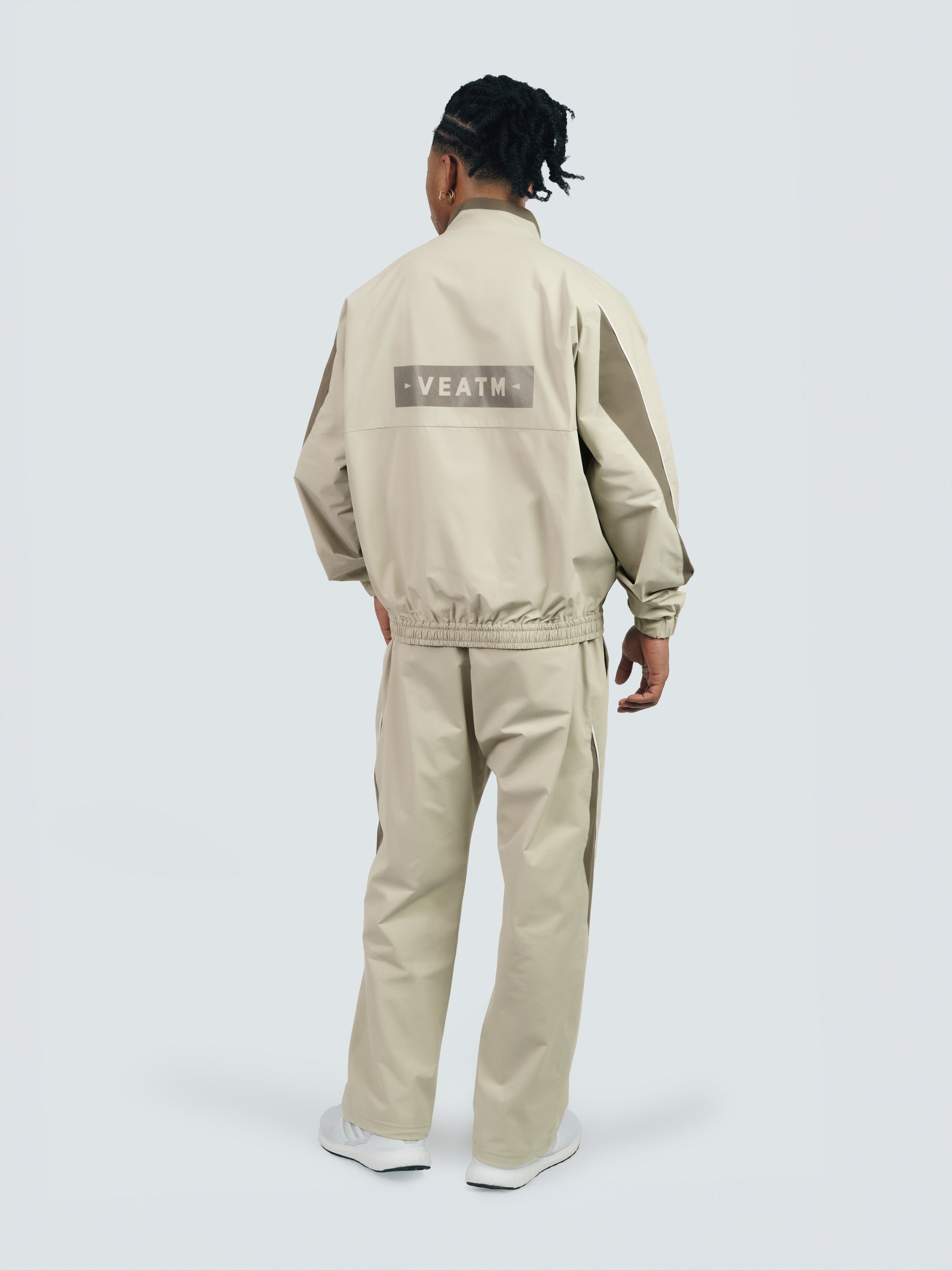 モデル身長:180cm 着用サイズ:L