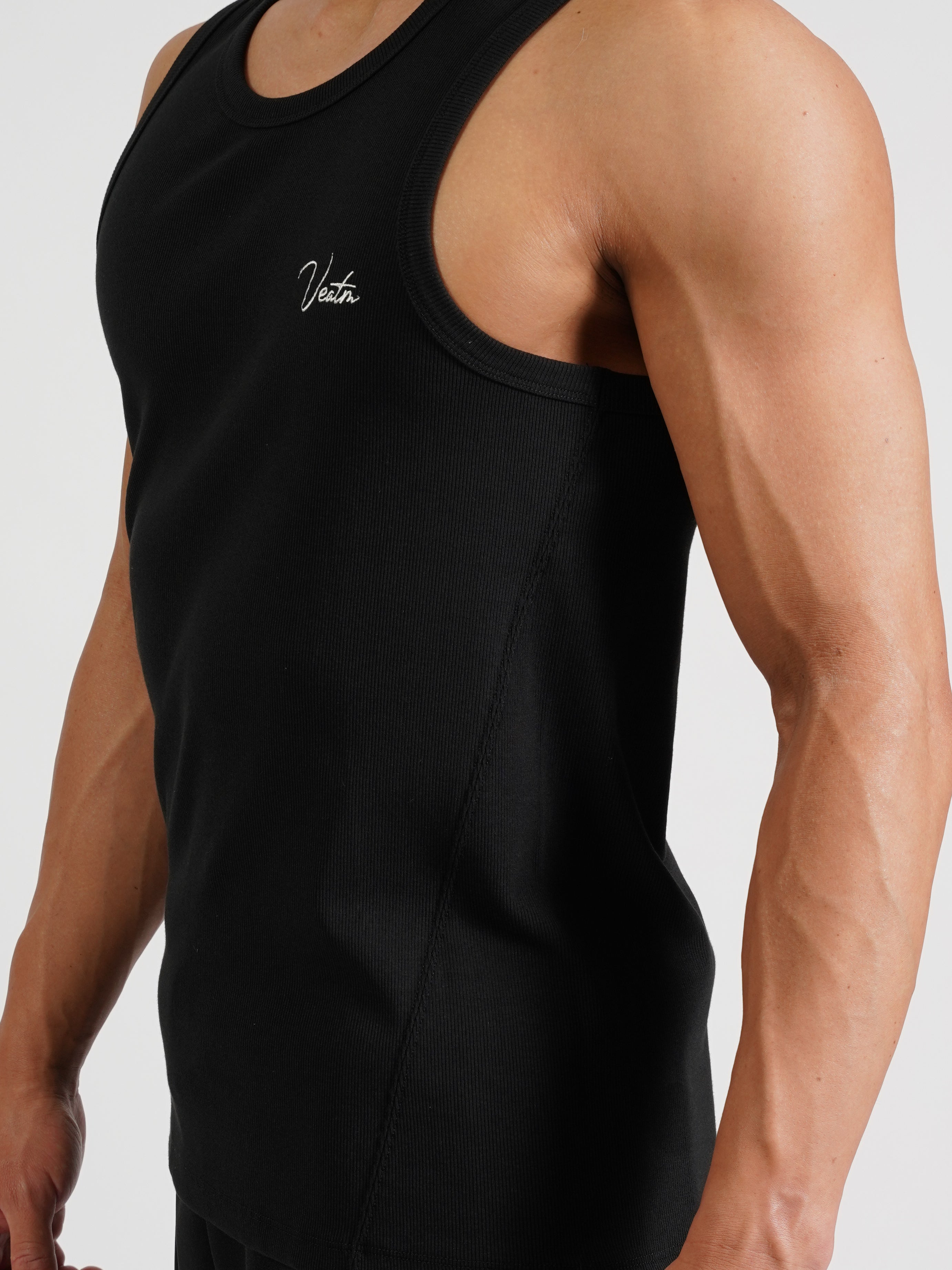 COLOR:BLACK