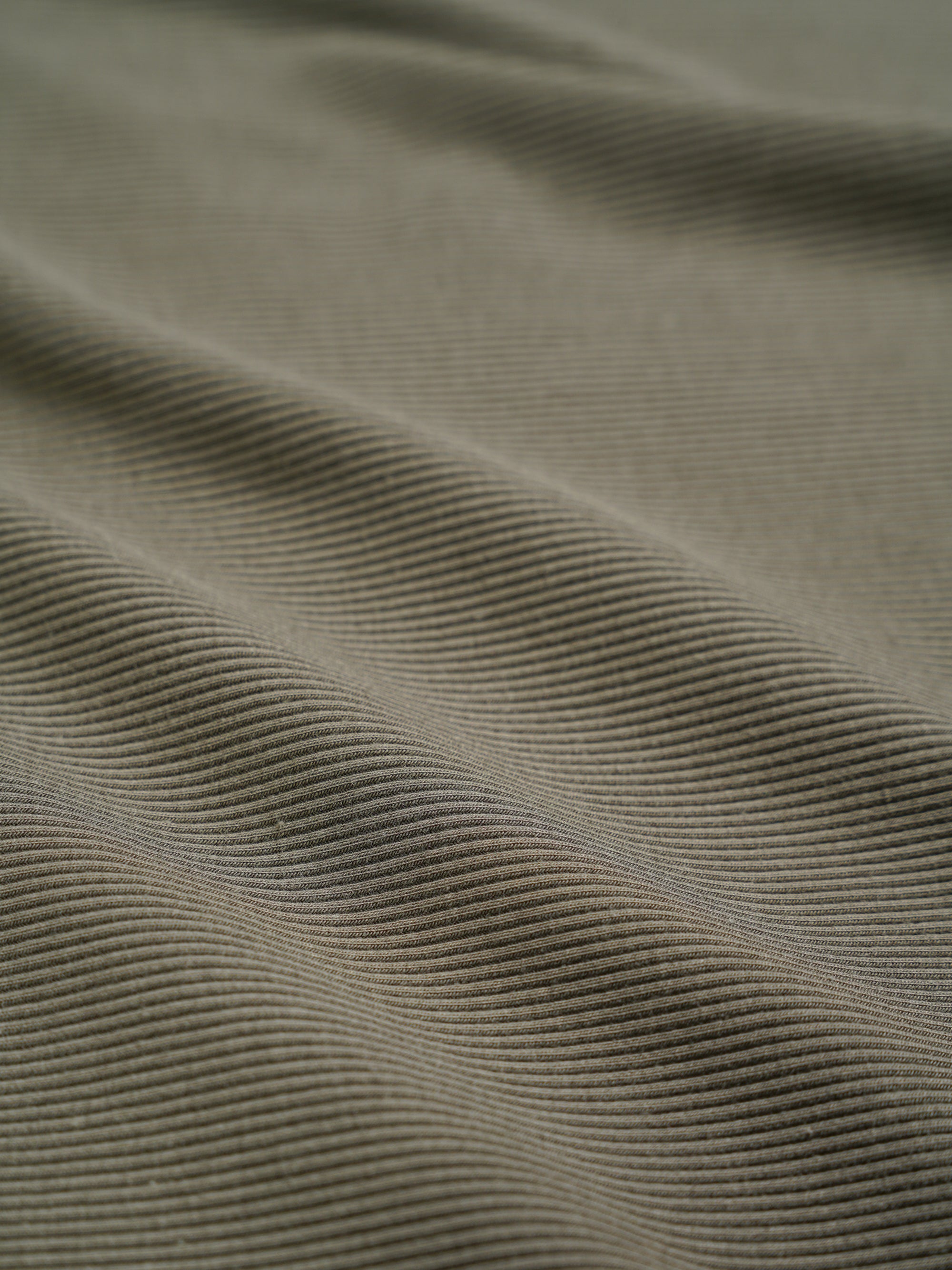 COLOR:KHAKI