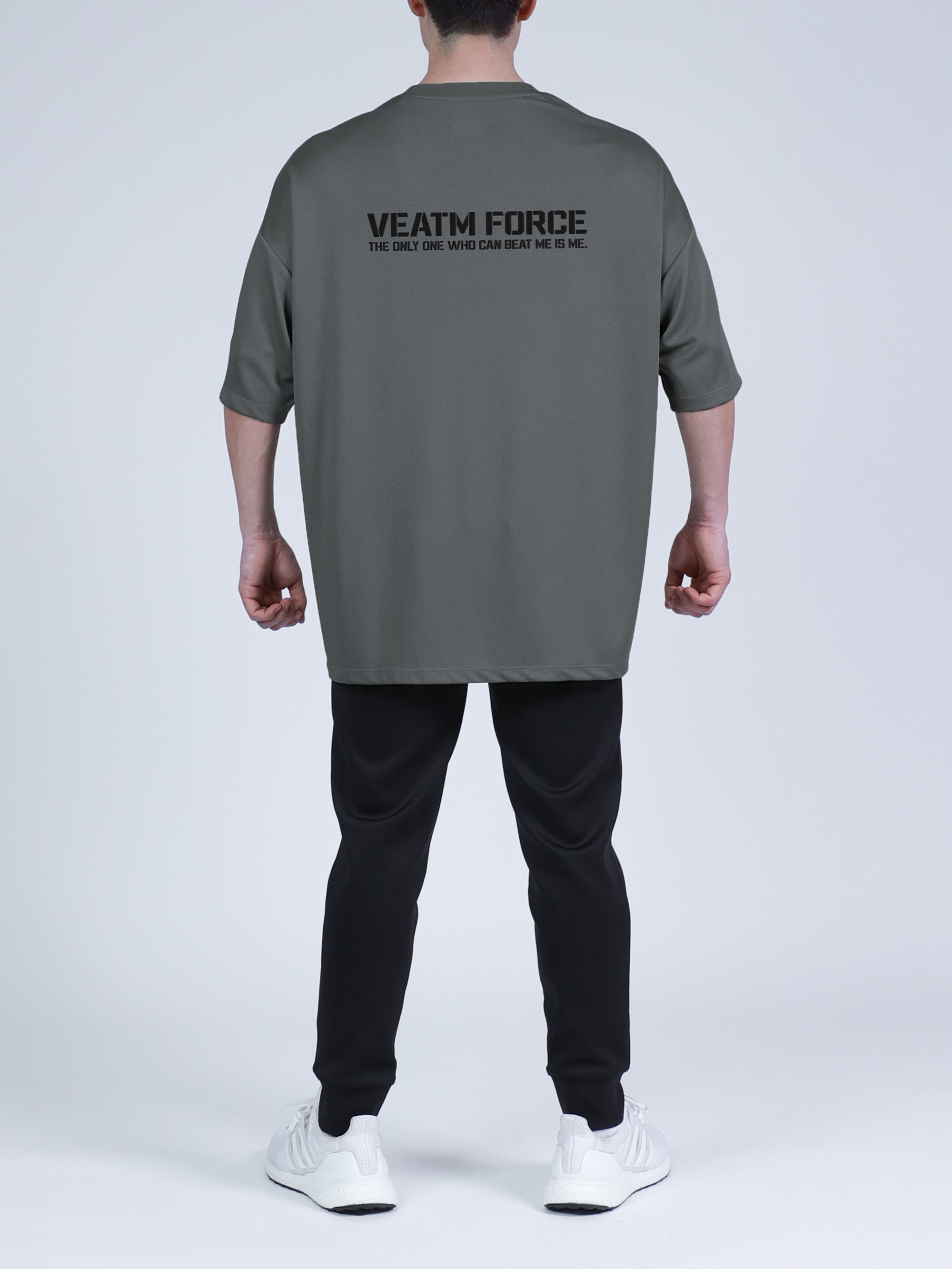 モデル身長:168cm 着用サイズ:L