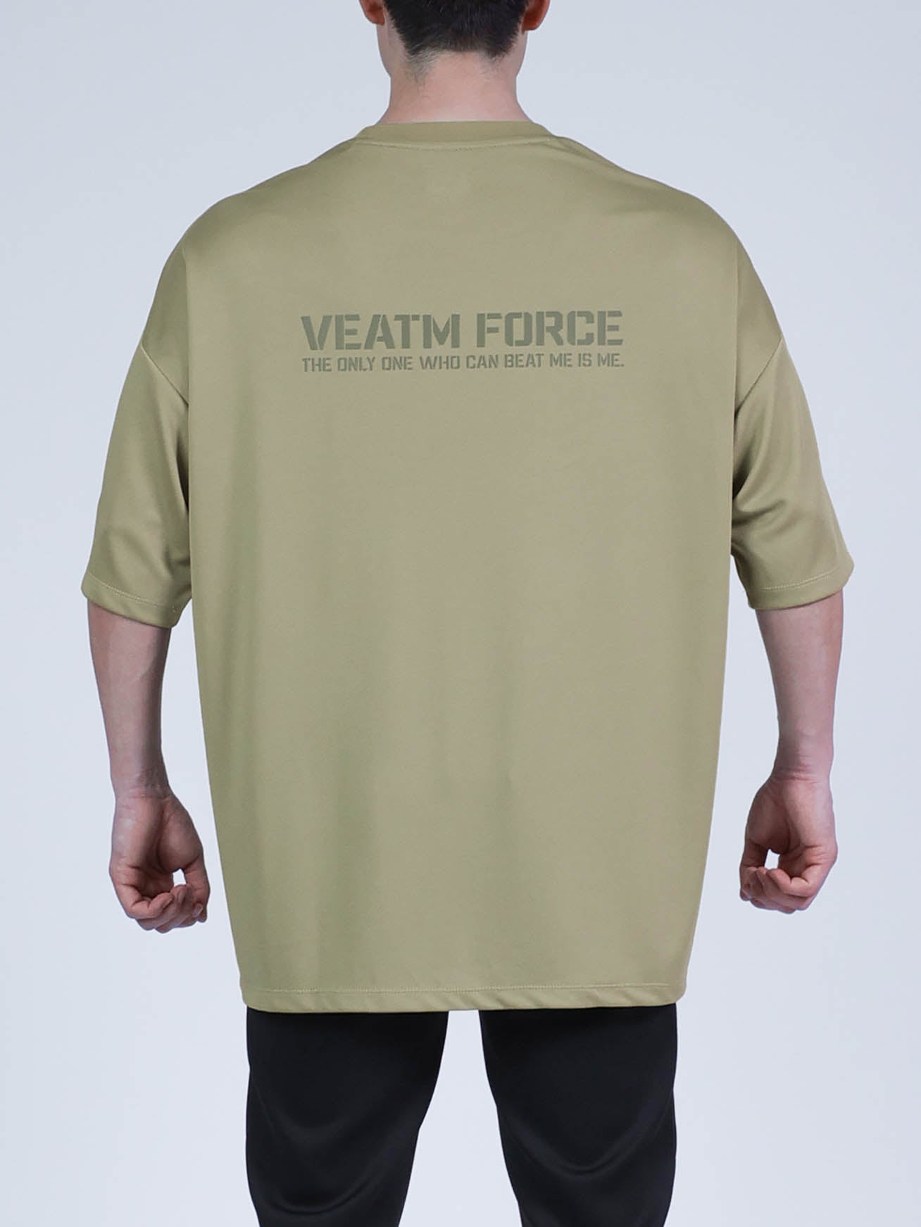 モデル身長:168cm 着用サイズ:L