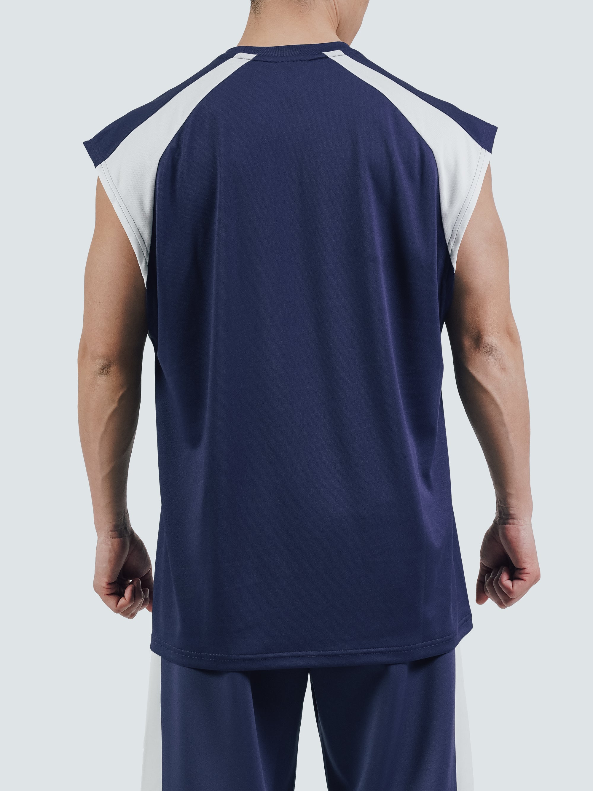 モデル身長:168cm 着用サイズ:L