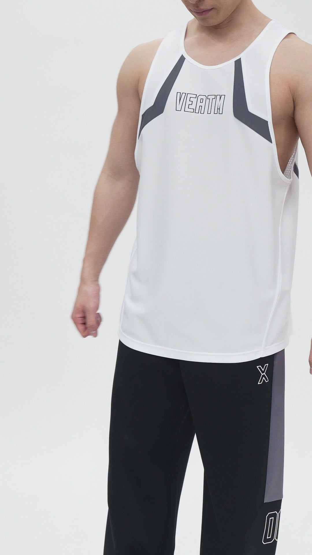 モデル身長:168cm 着用サイズ:L