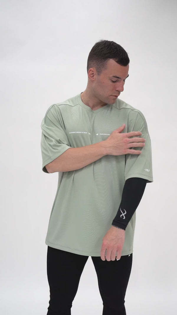 モデル身長:170cm 着用サイズ:L