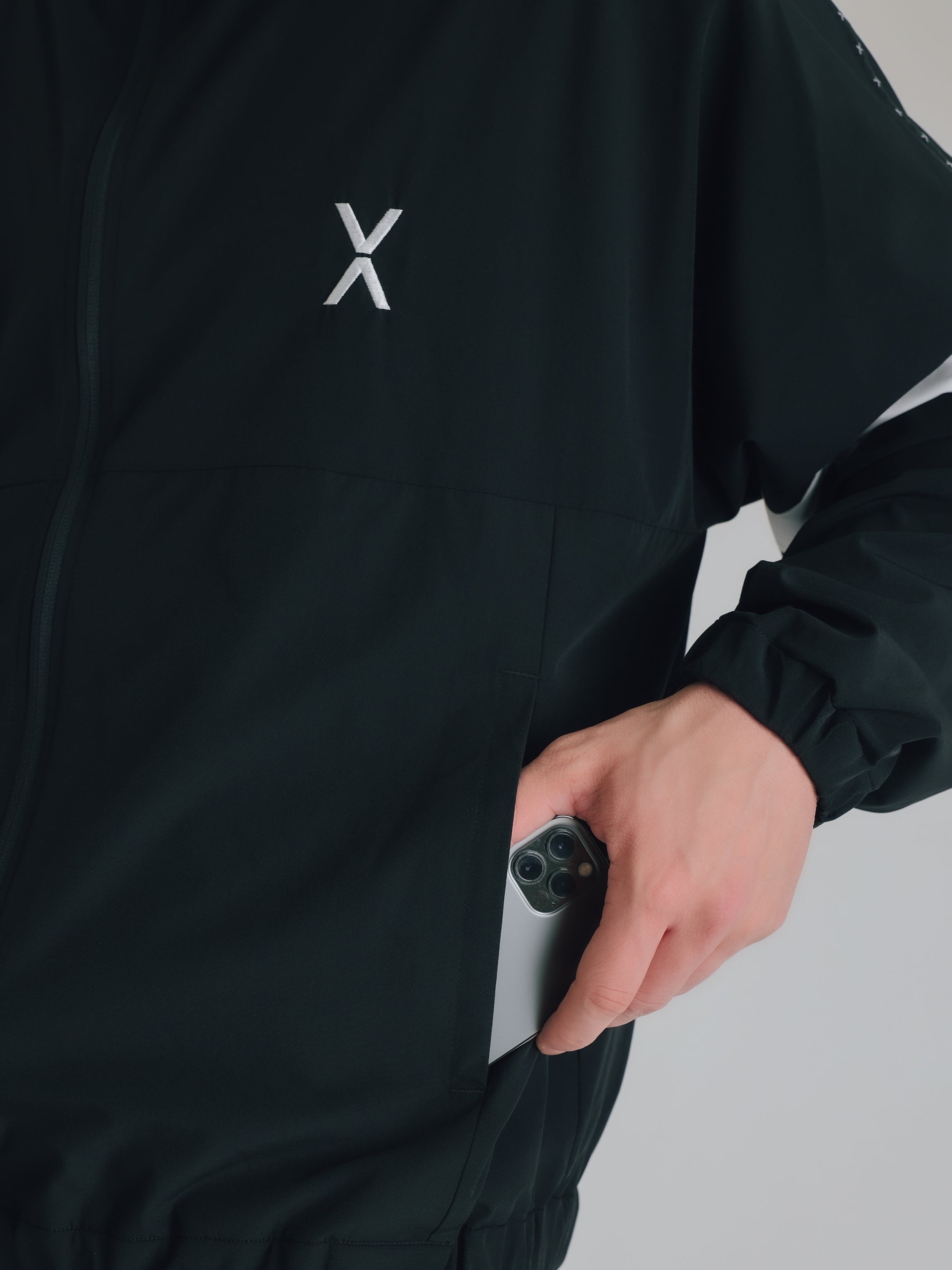 WIND STRETCH BLOUSON【BLACK】