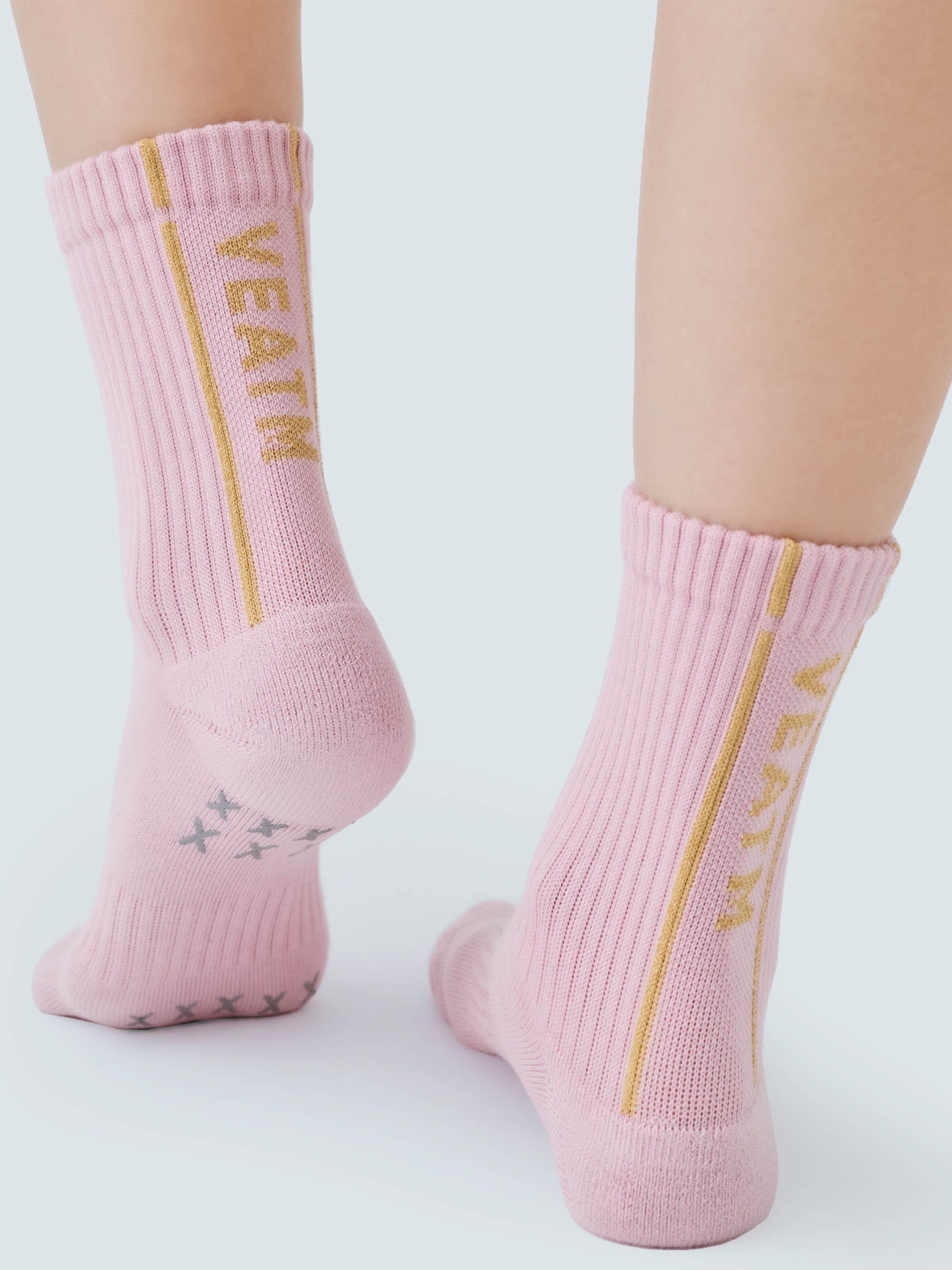 BACK LOGO CREW SOCKS