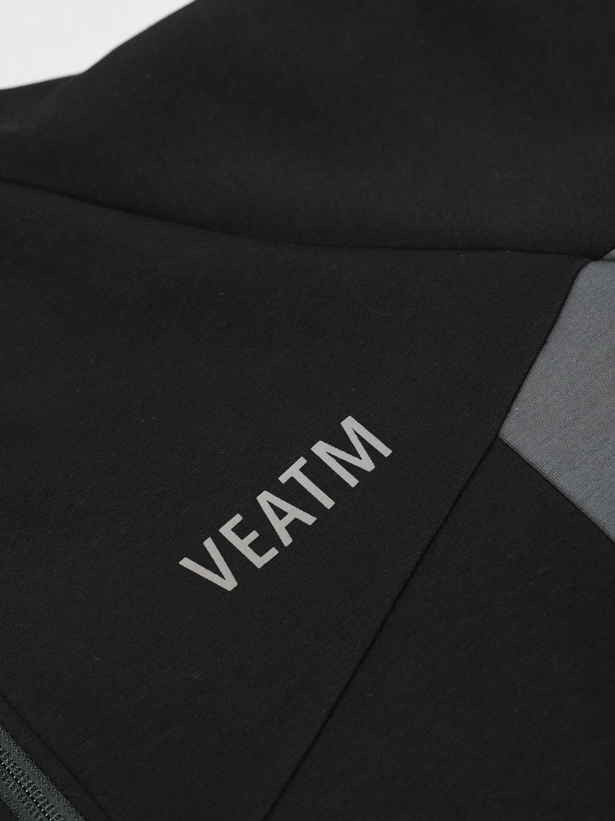 TECH FULL ZIP HOODIE