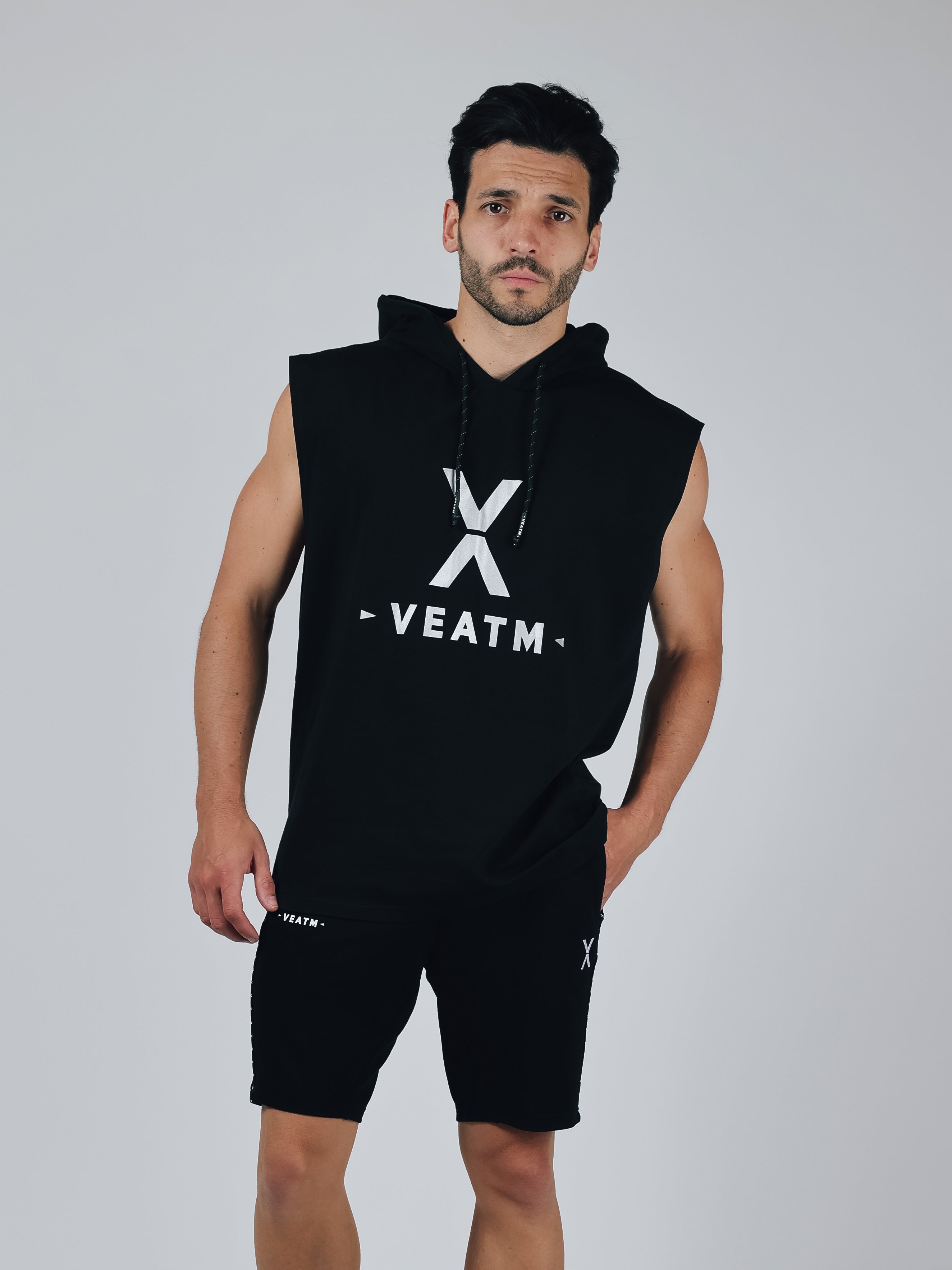 NO SLEEVE HOODIE【BLACK】