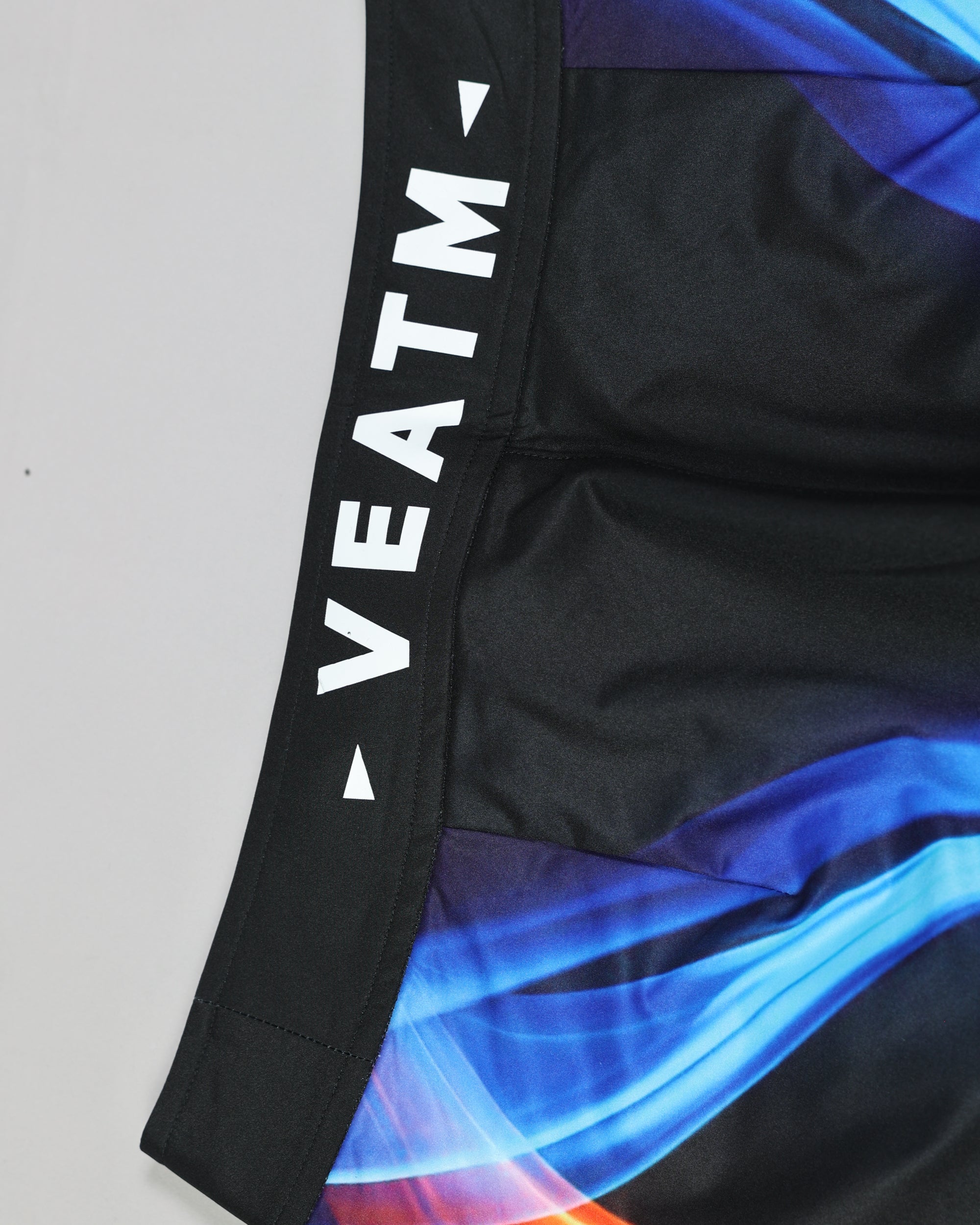 SPIRAL FLAME GRAPHIC SURF SHORTS