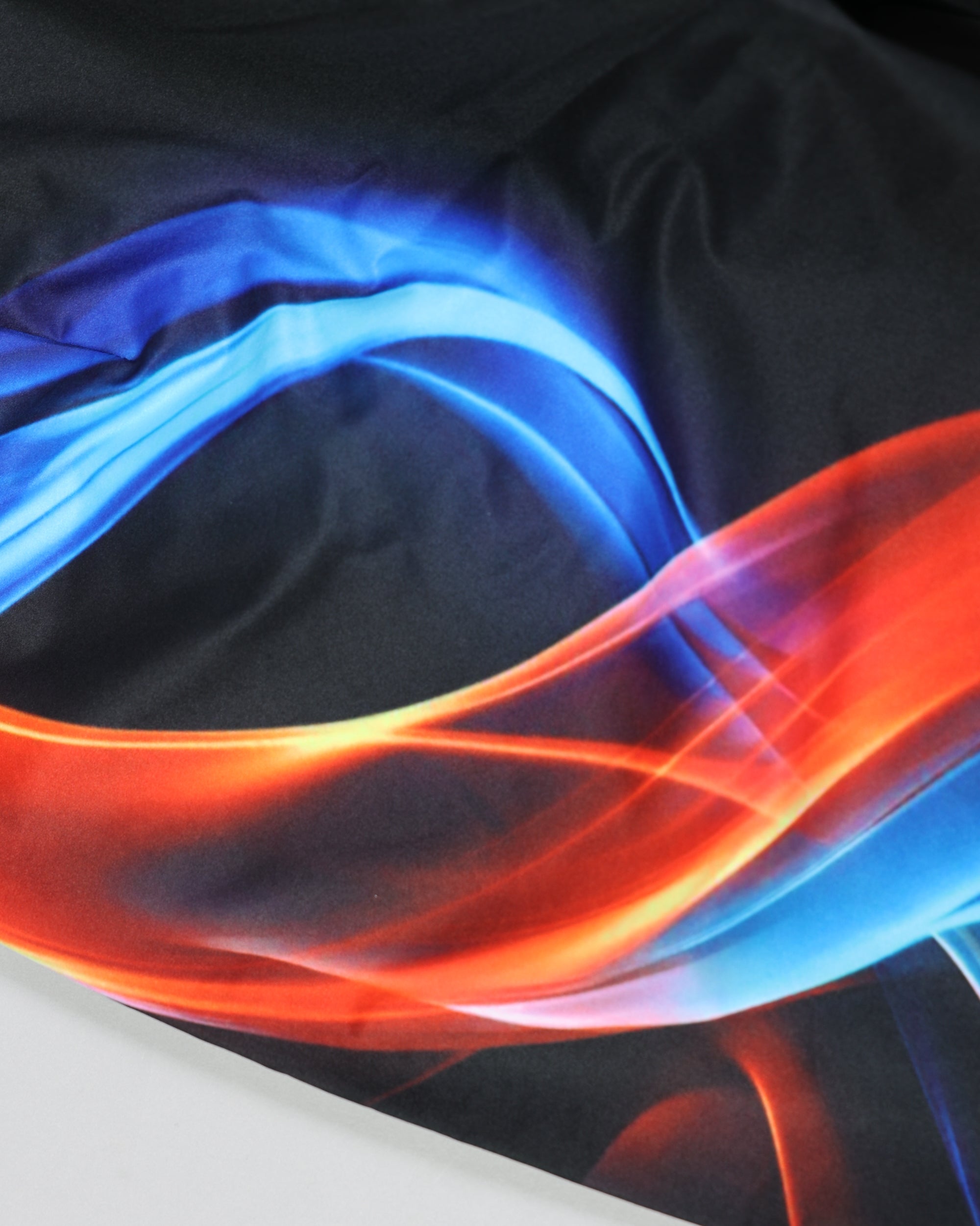 SPIRAL FLAME GRAPHIC SURF SHORTS