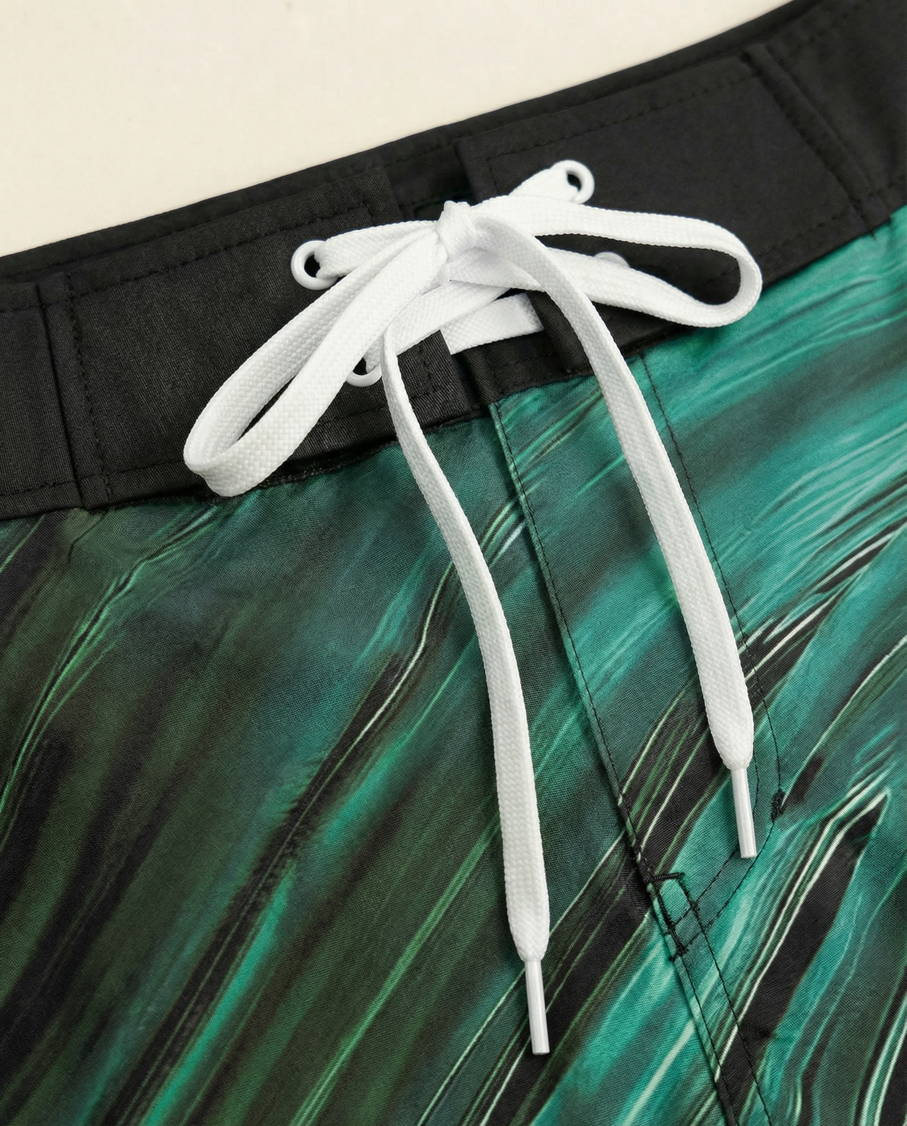 BIG WAVE GRAPHIC SURF SHORTS