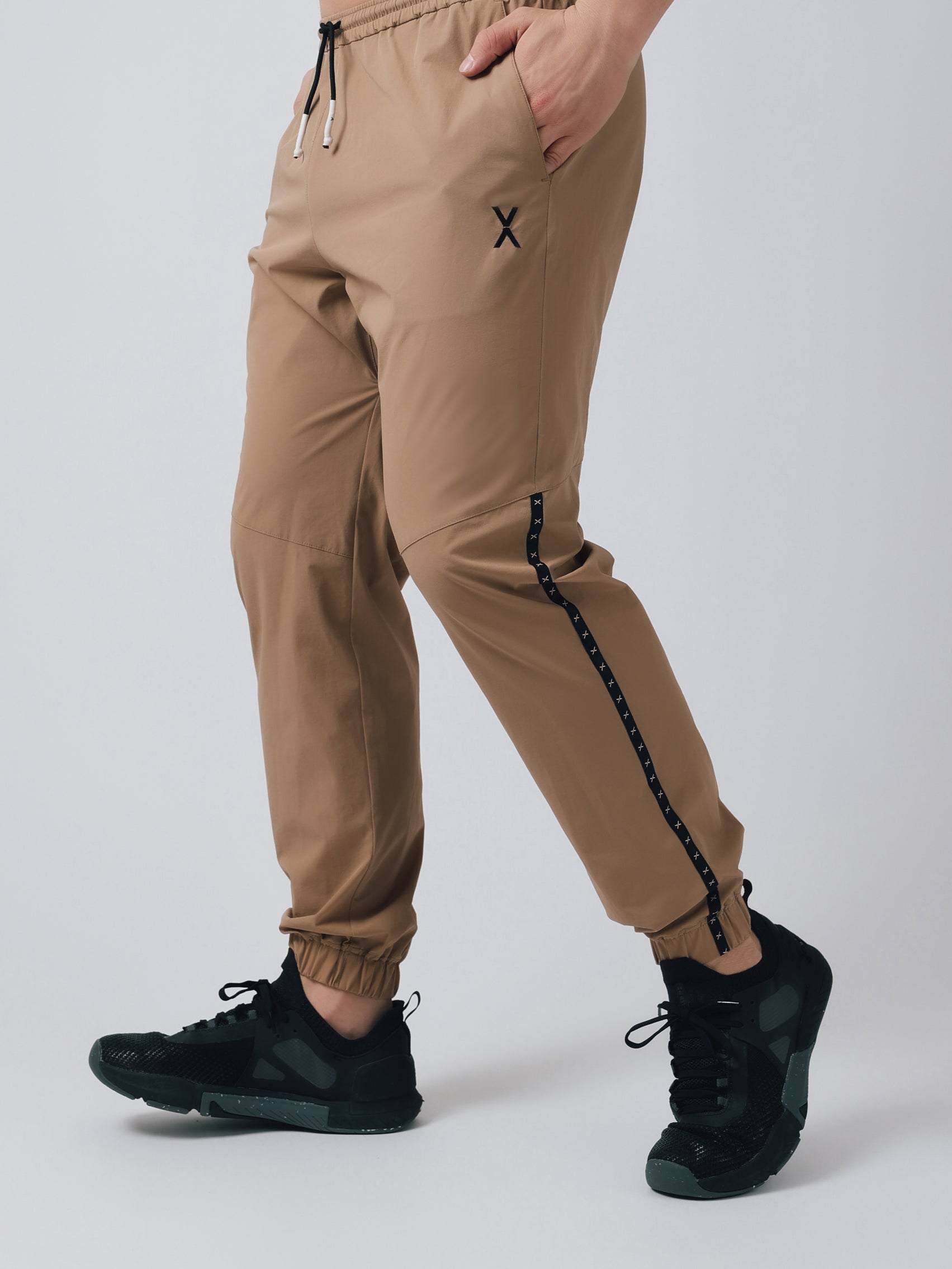 WIND STRETCH LONGPANTS【BEIGE】